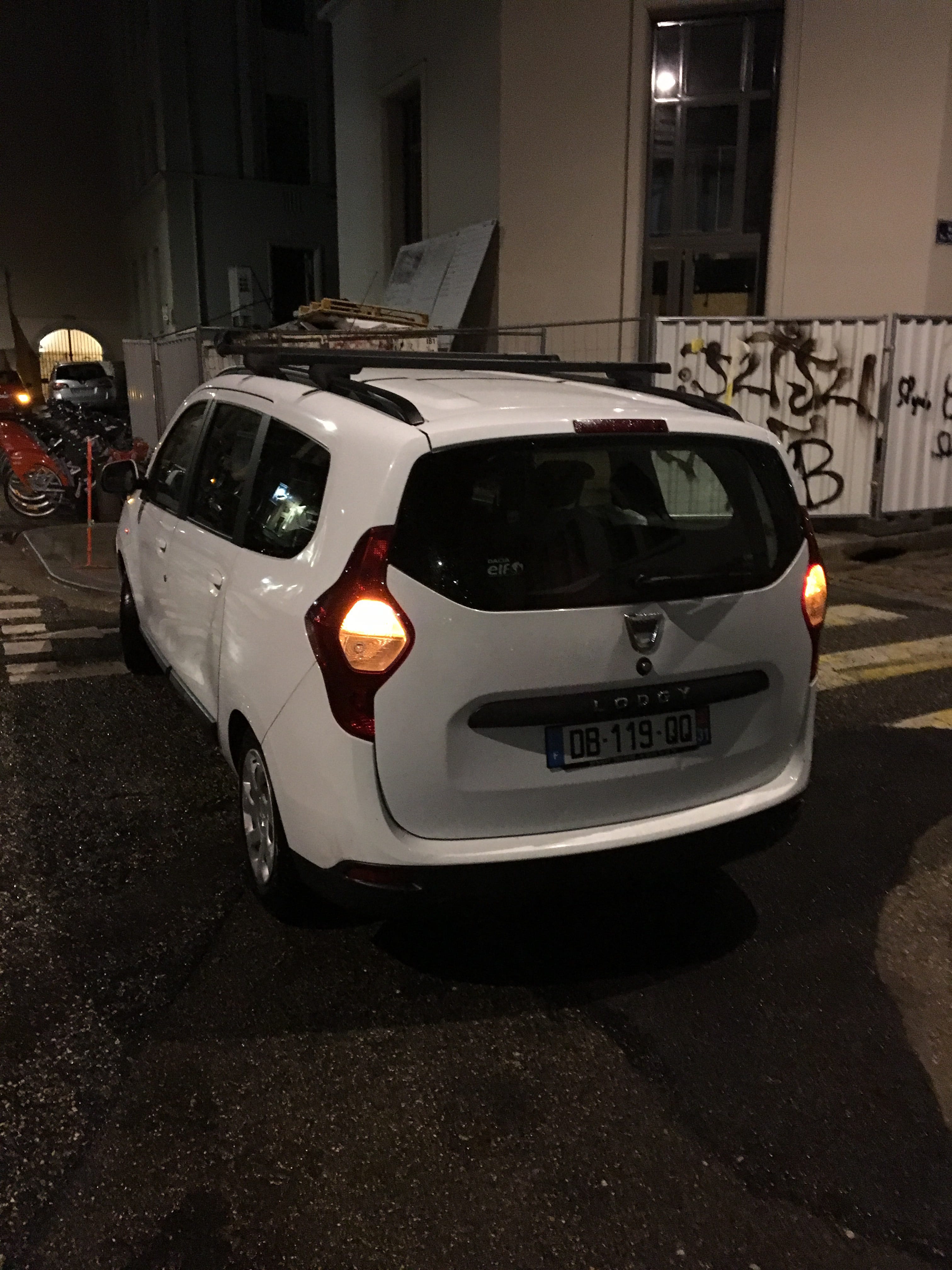 Dacia Lodgy avec Entrée audio / iPod