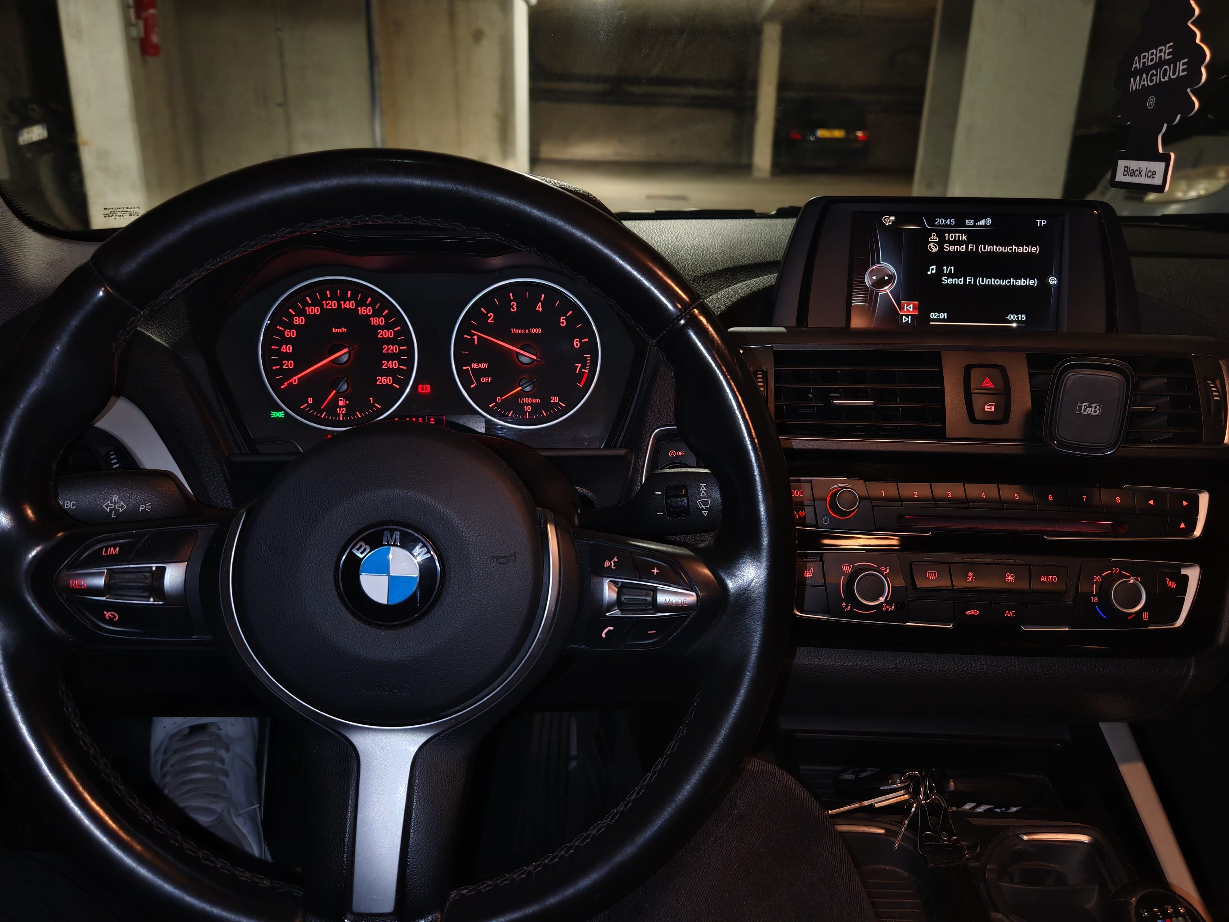 BMW Série 1 M Sport avec Audio Bluetooth