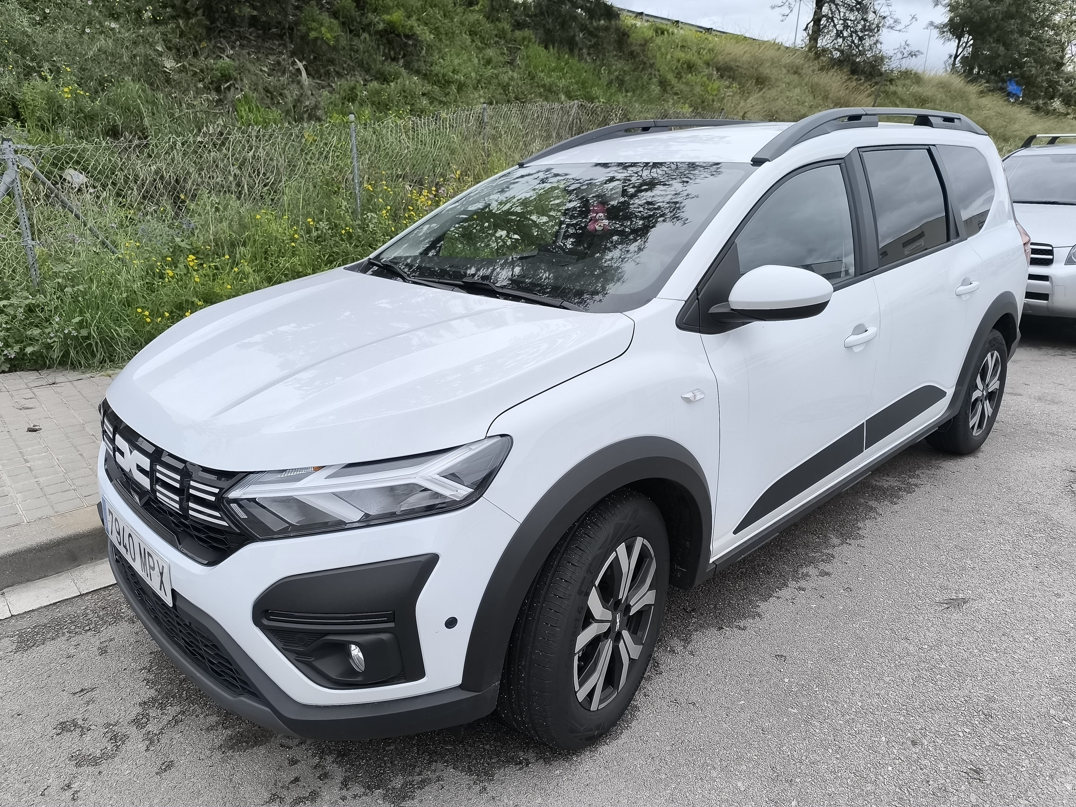 Dacia Jogger 1.0 con Audio Bluetooth