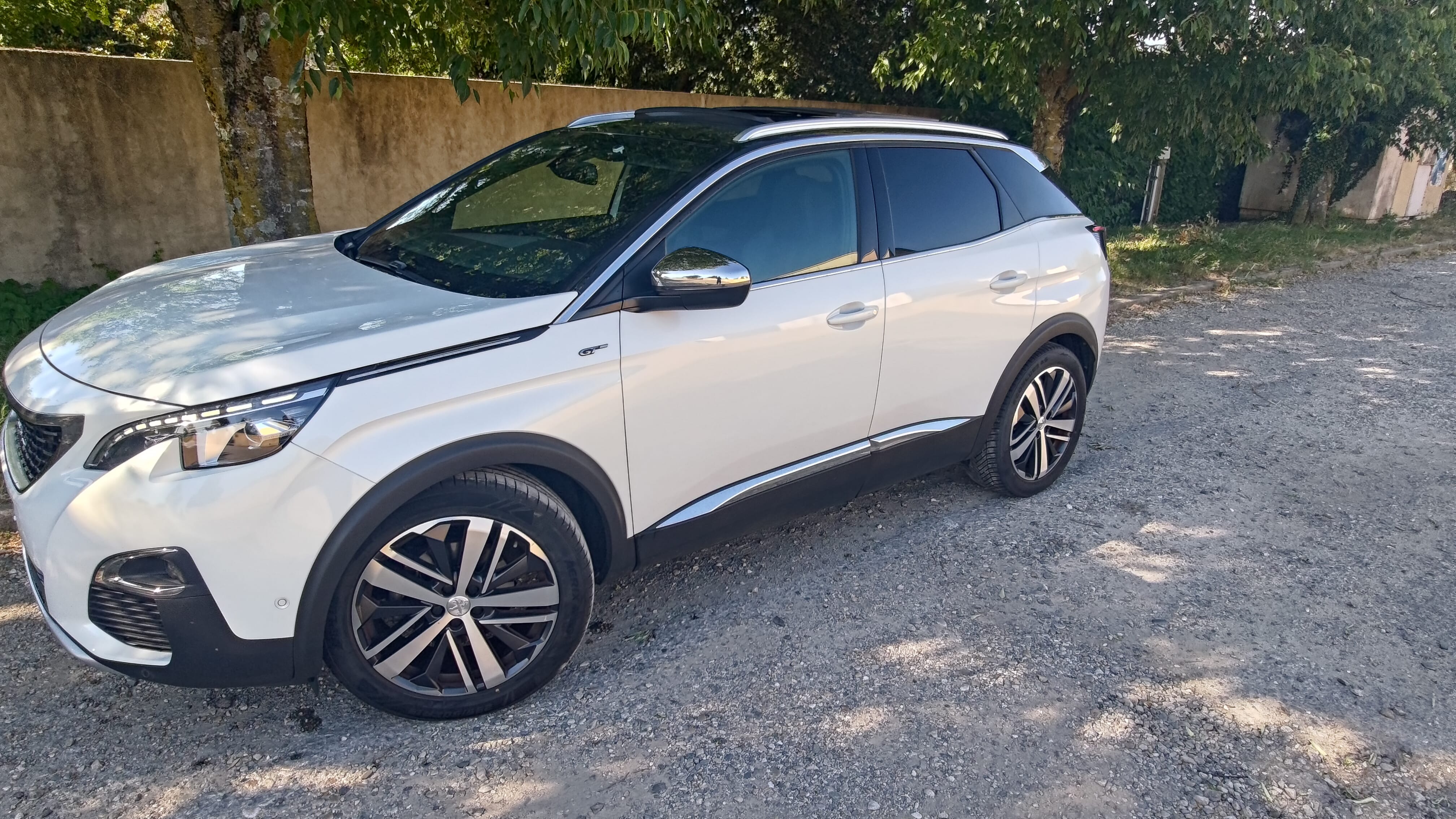 Peugeot 3008 GT 2.0 blueHDI avec Climatisation