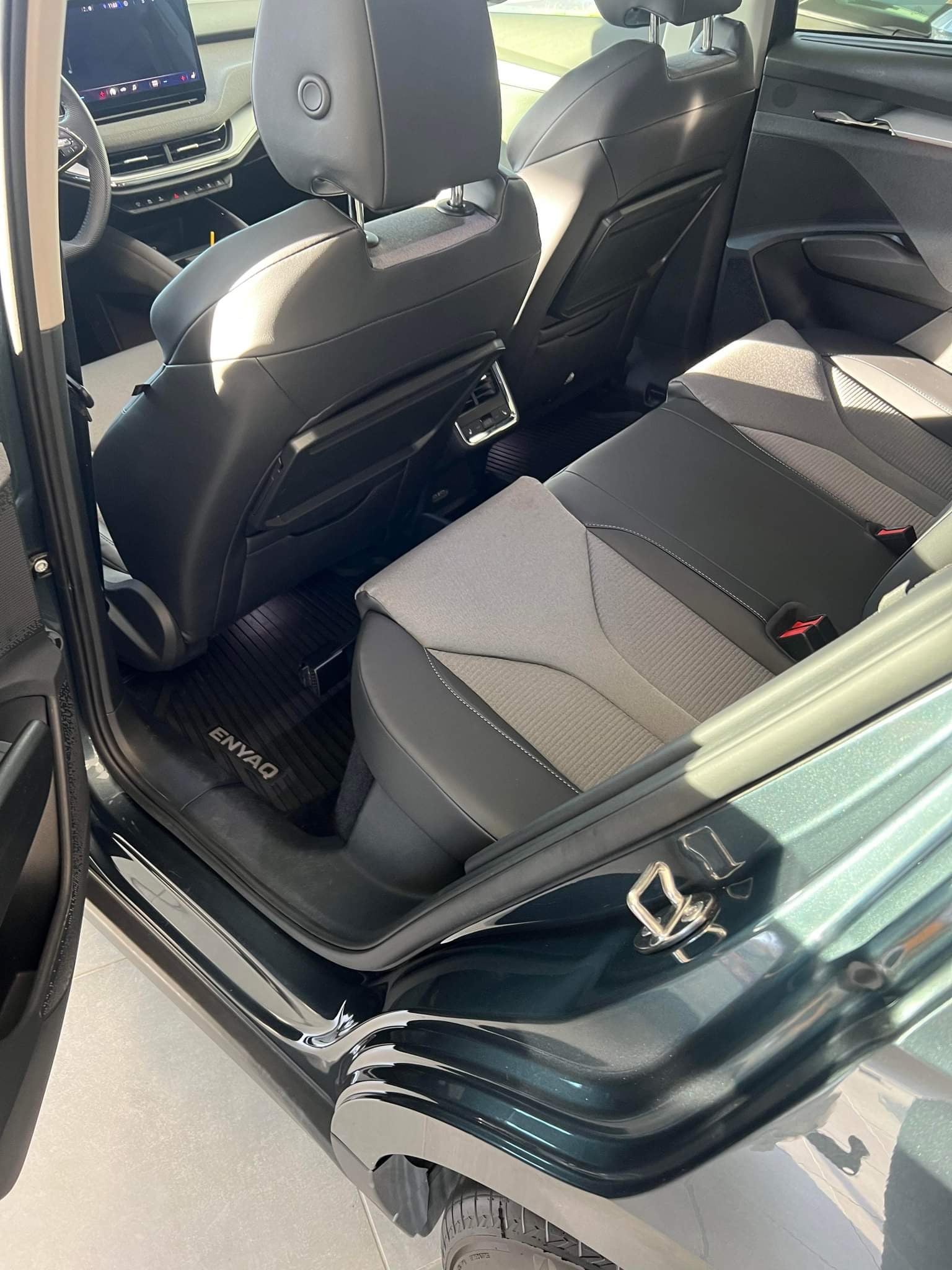 Skoda Enyaq 80 med Aircondition