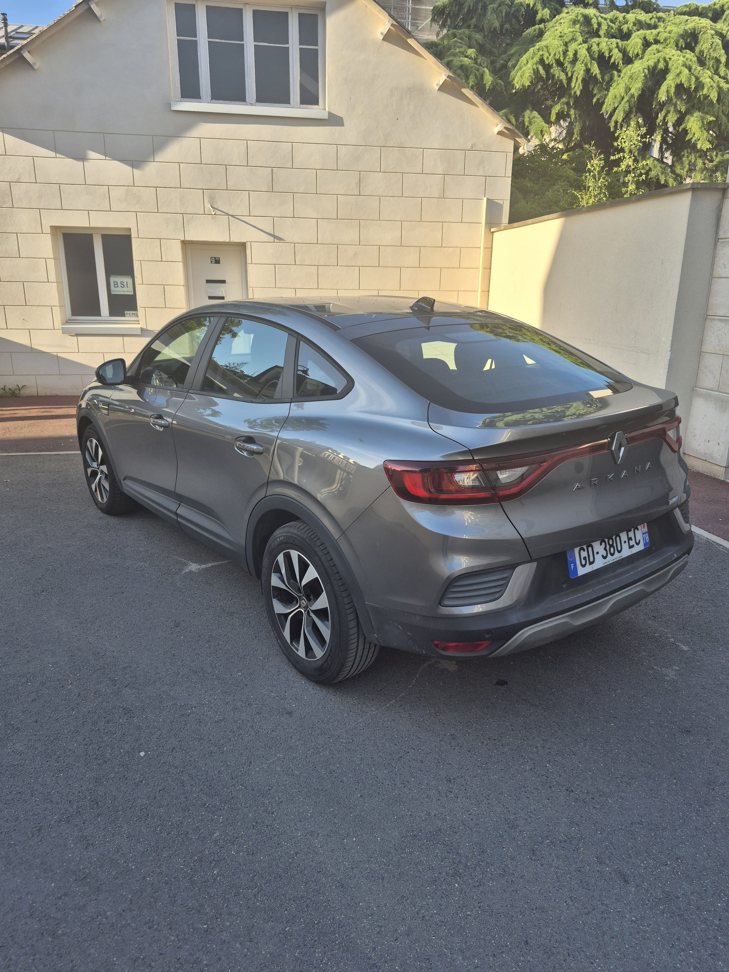Renault Arkana E-Tech avec Climatisation