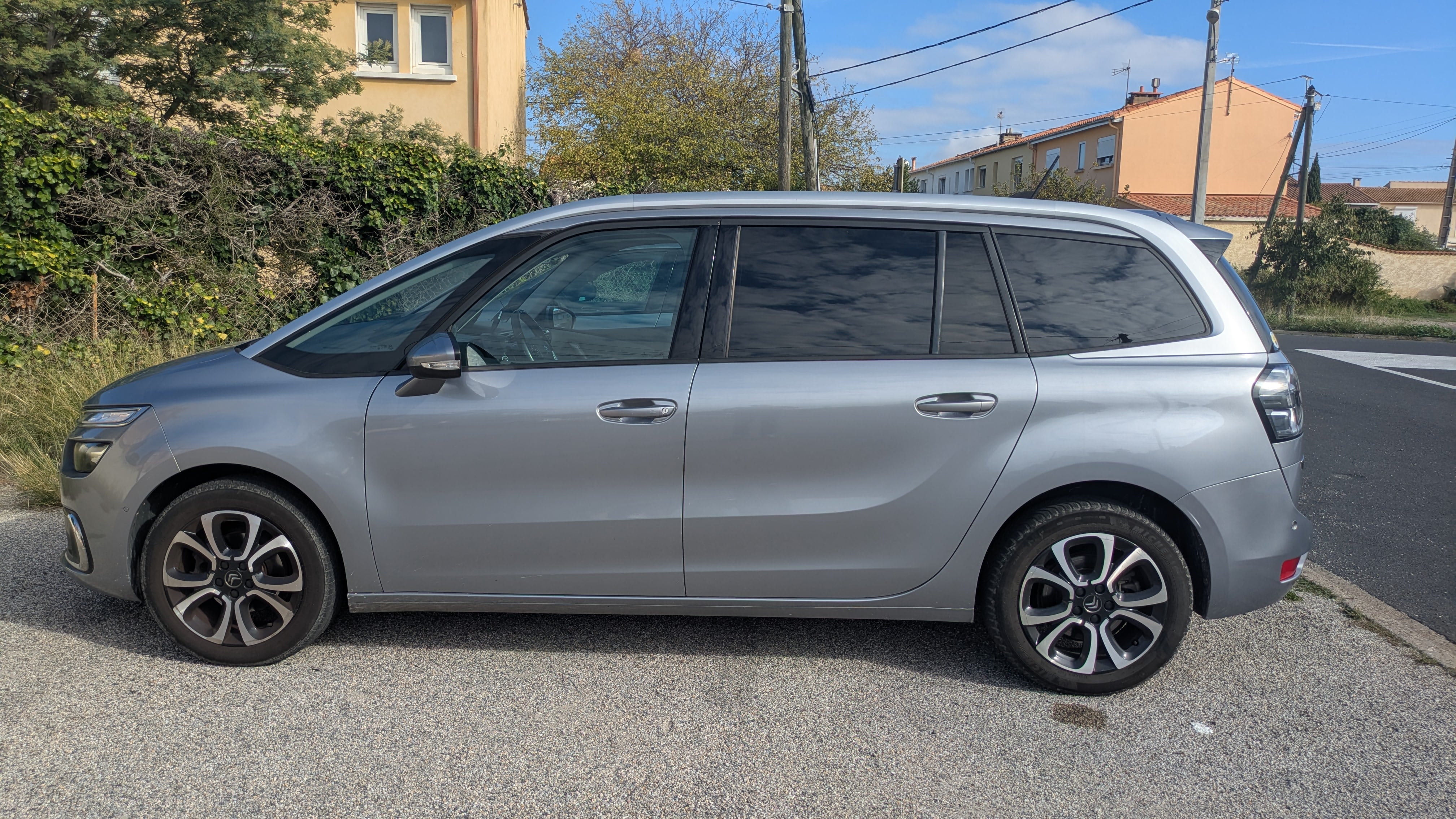 Citroen C4 Spacetourer 1.2 puretech 130cv avec Climatisation