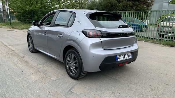 Peugeot 208 BVM II 1.2 PTEC avec Régulateur de vitesse