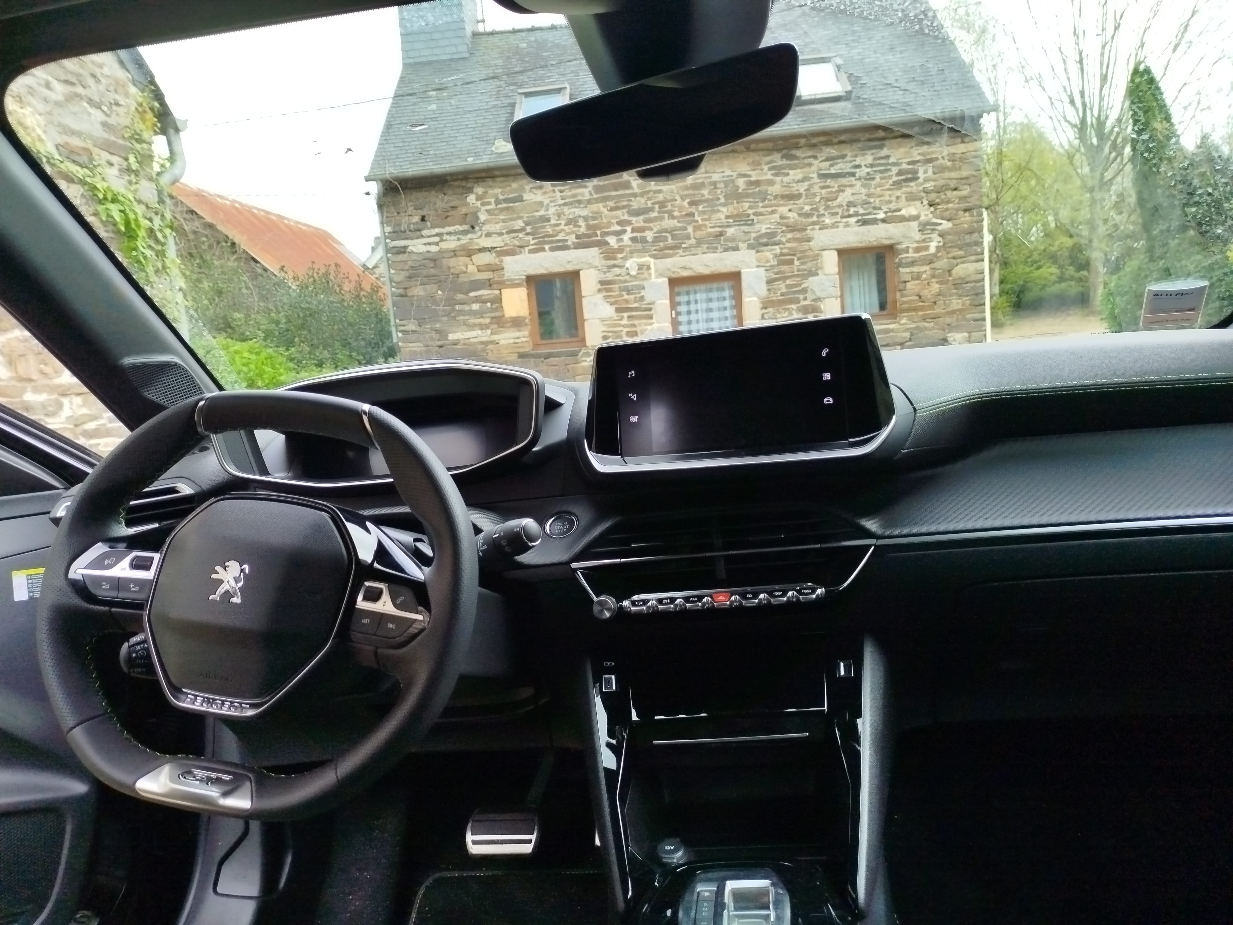 Peugeot 208 GTI avec Régulateur de vitesse