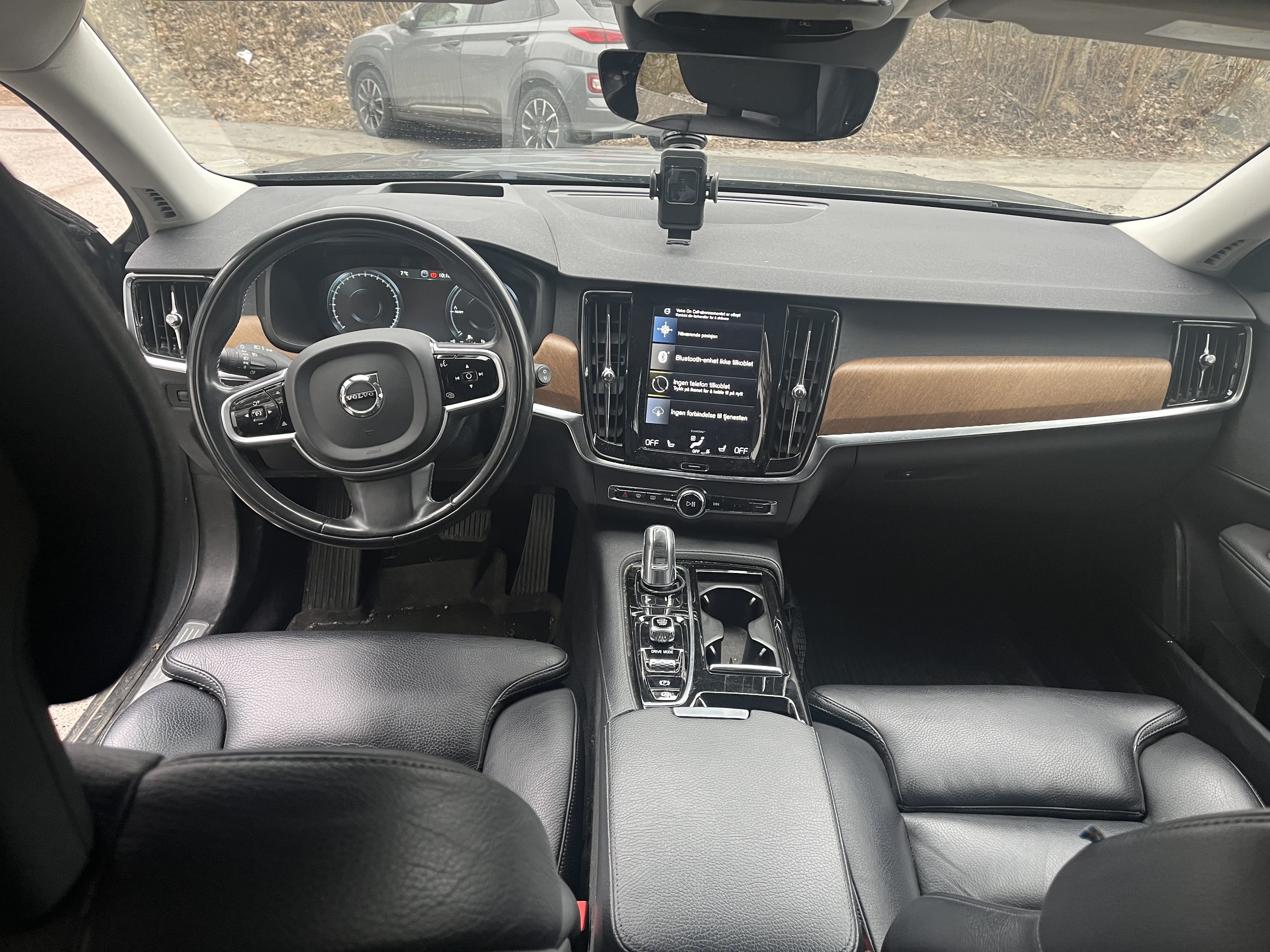 Volvo V90 T8 Twin Engine med Cruisekontroll