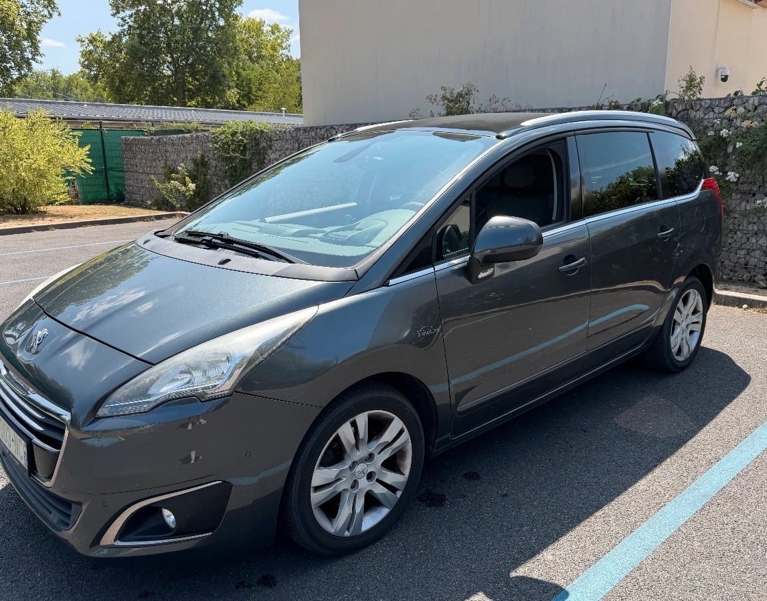 Peugeot 5008 2.0 HDI 150ch, 2014, Diesel, 7 places