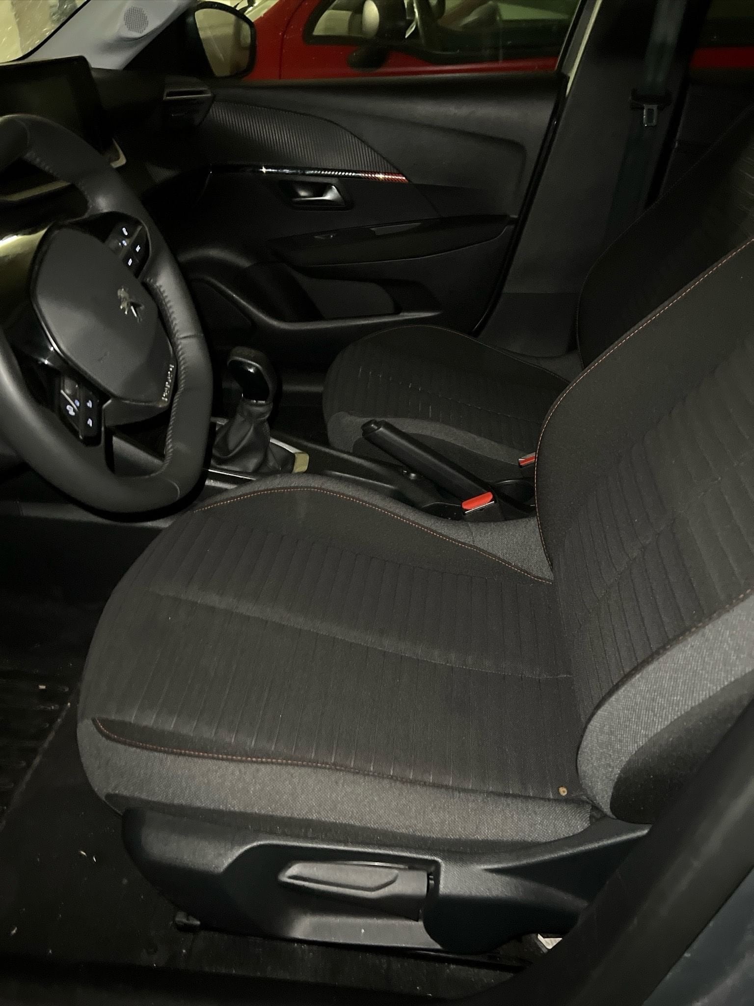 Peugeot 208 avec Régulateur de vitesse