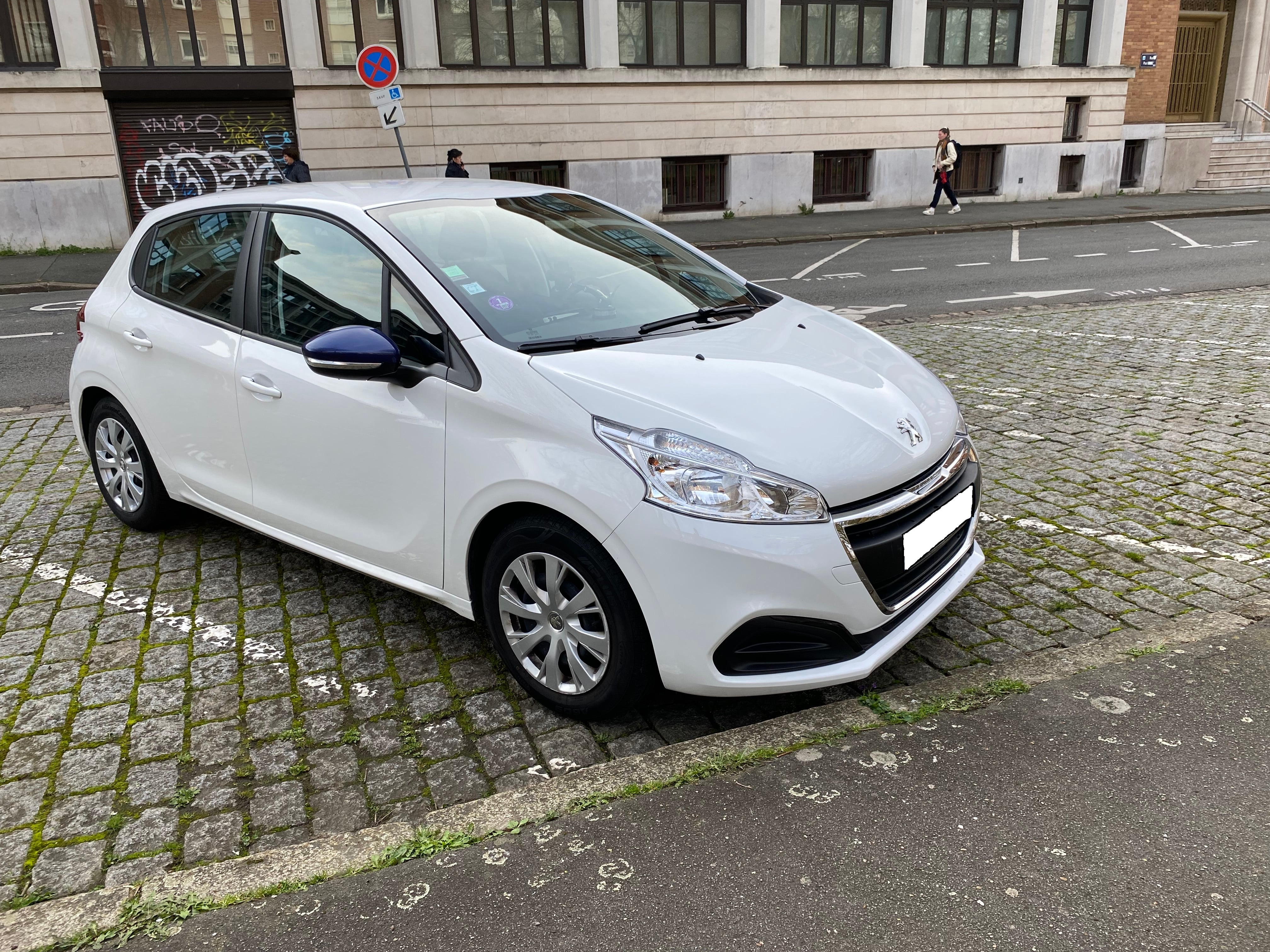 Peugeot 208, 2018, Essence 95