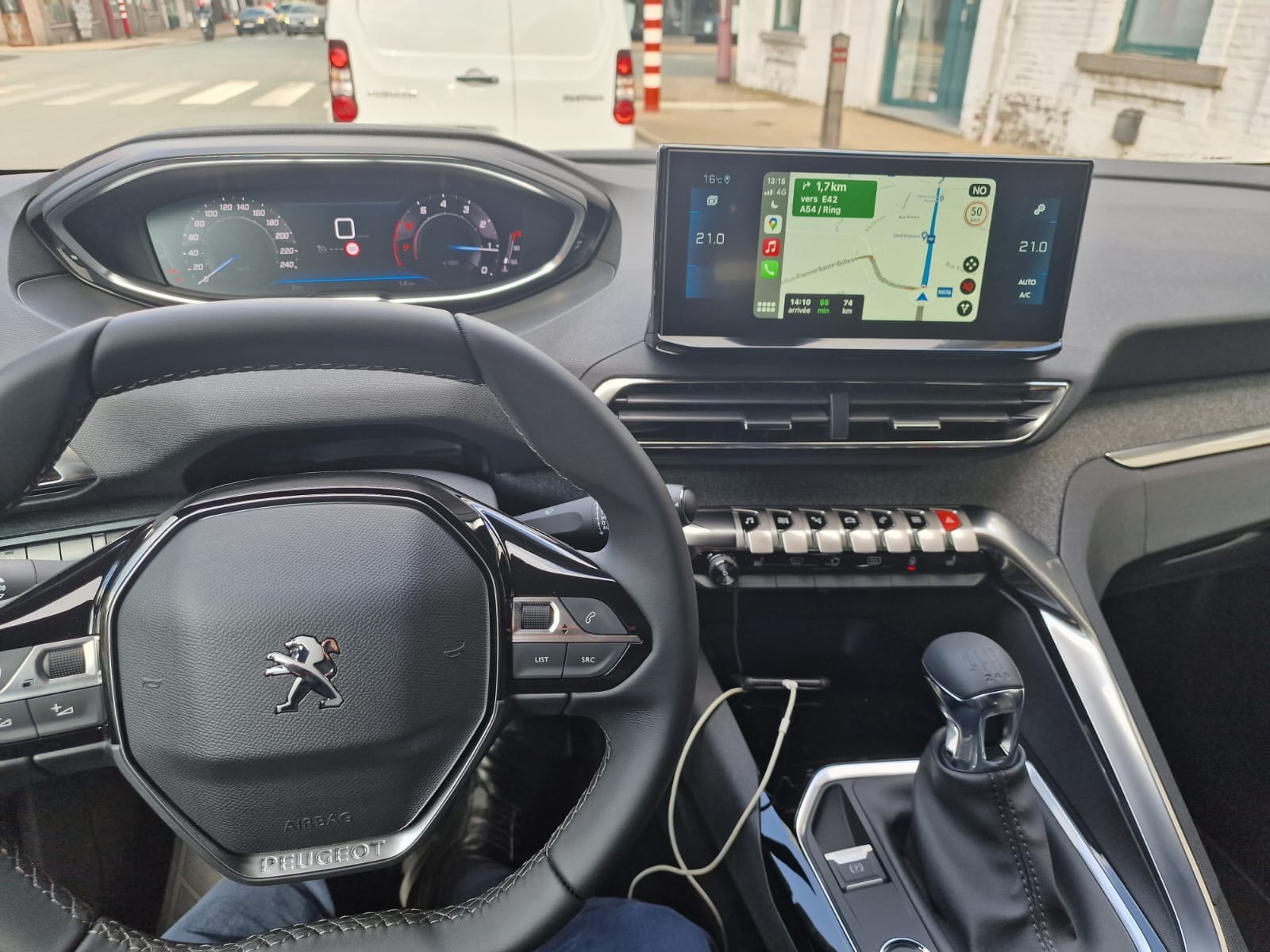 Peugeot 5008 7 PLACES avec GPS