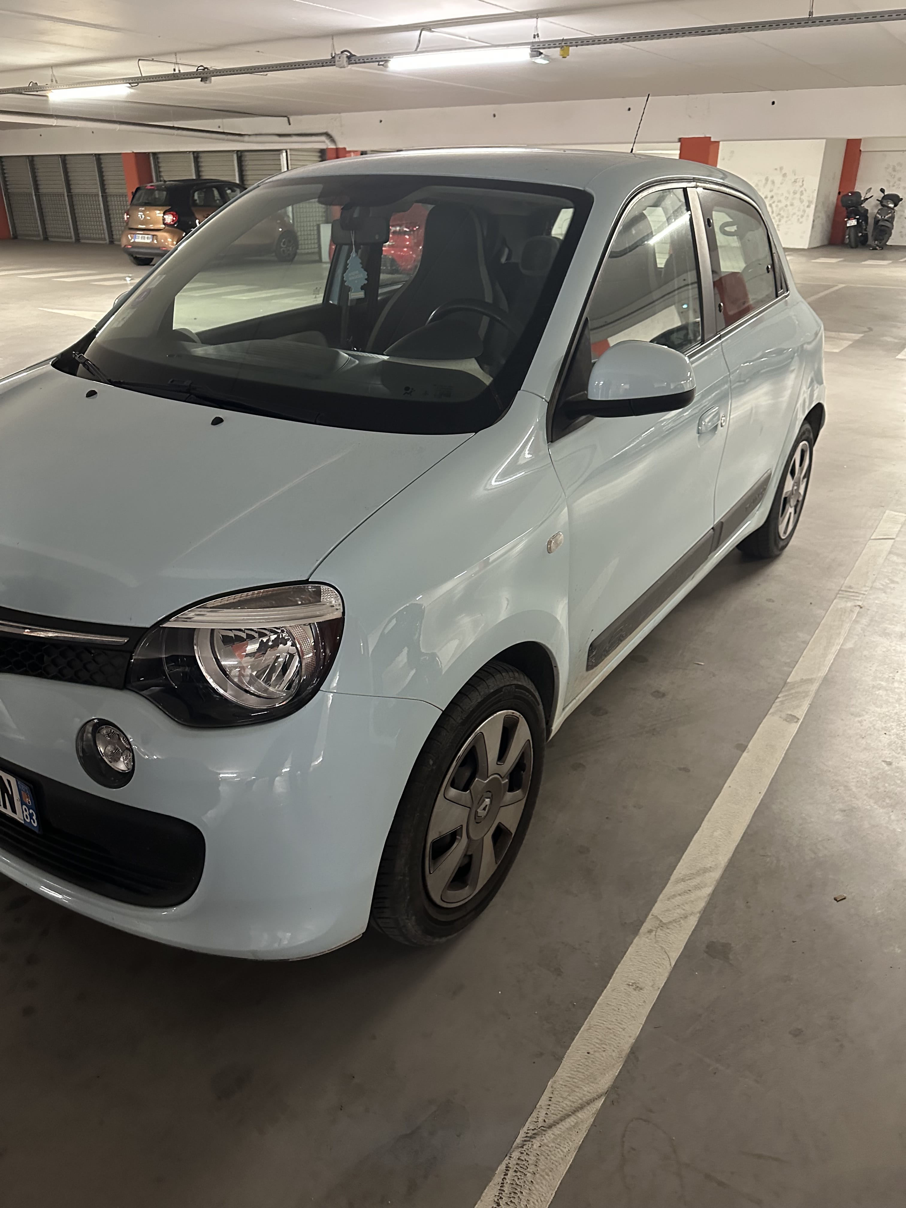Renault Twingo III avec Climatisation