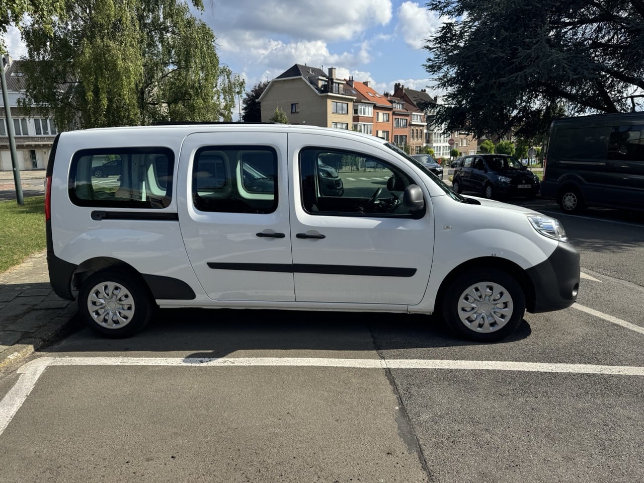 Renault Kangoo Bestelwagen Express Maxi 1.5 Blue dCi Confort met Bluetooth audio