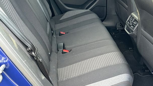 Peugeot 3008 - PARKING AEROPORT TOULOUSE avec Audio Bluetooth