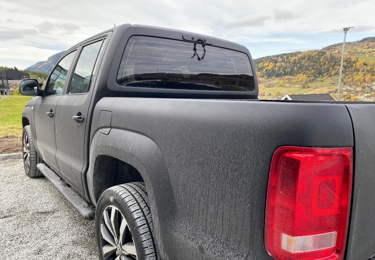 Volkswagen Amarok with Four-wheel drive