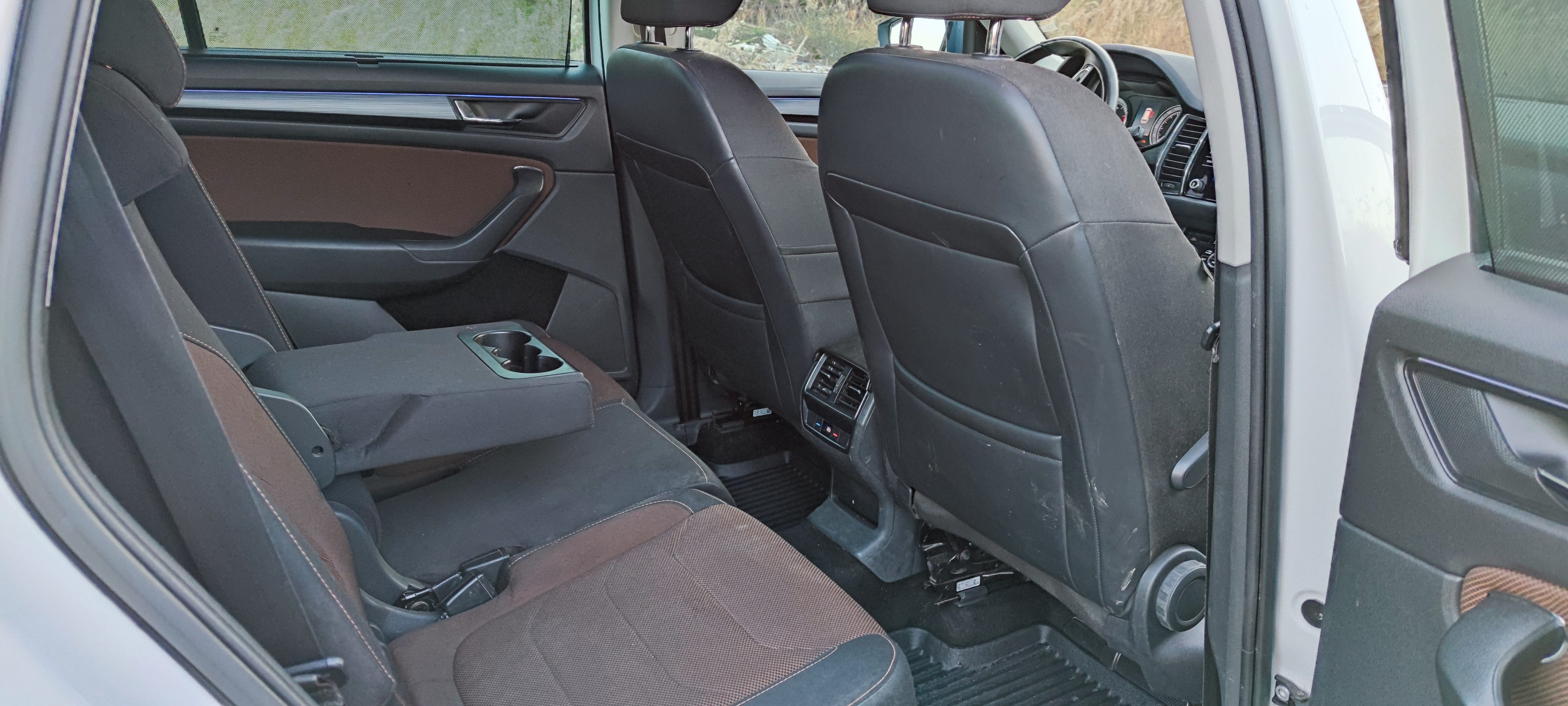 Skoda Kodiaq 7 PLACES, ATTELAGE 1.4 TFSI ESSENCE/E85 avec Android Auto