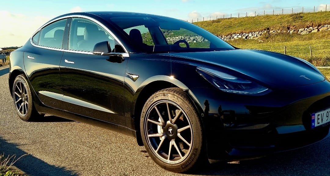 Tesla Model 3, 2019, Elektrisk, automatisk