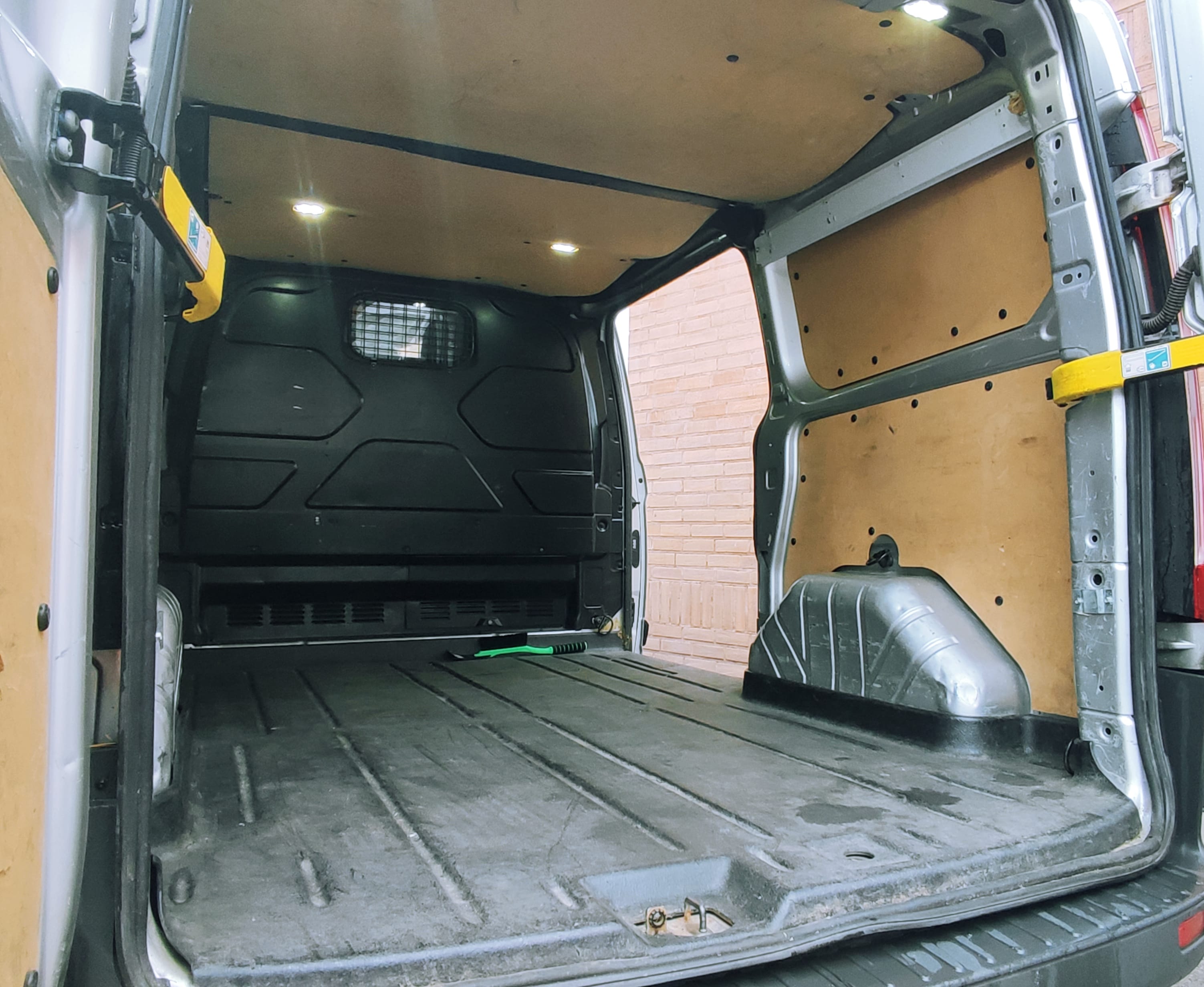 Ford Transit Custom Varebil with Hitch