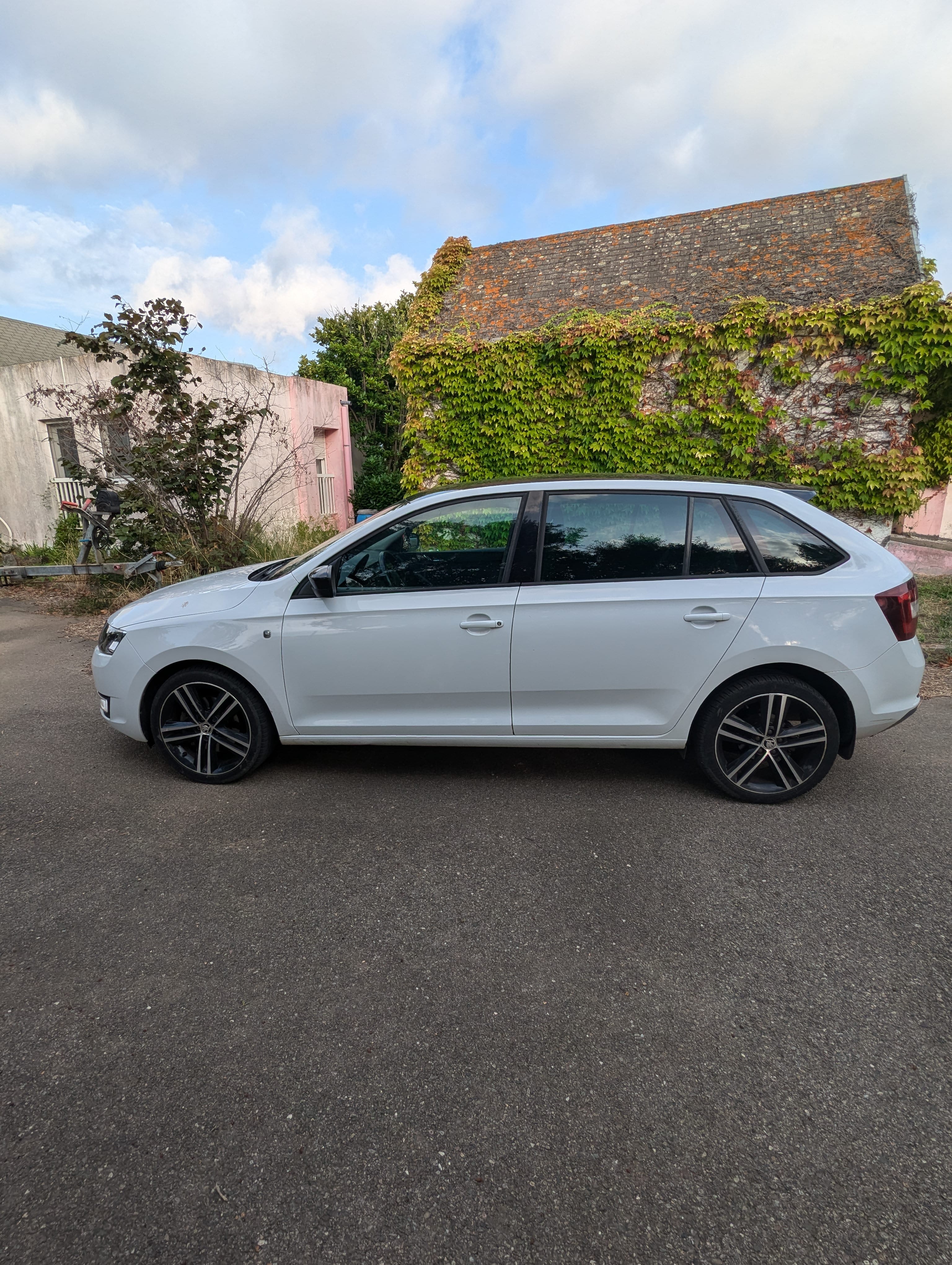 Skoda Rapid avec Climatisation