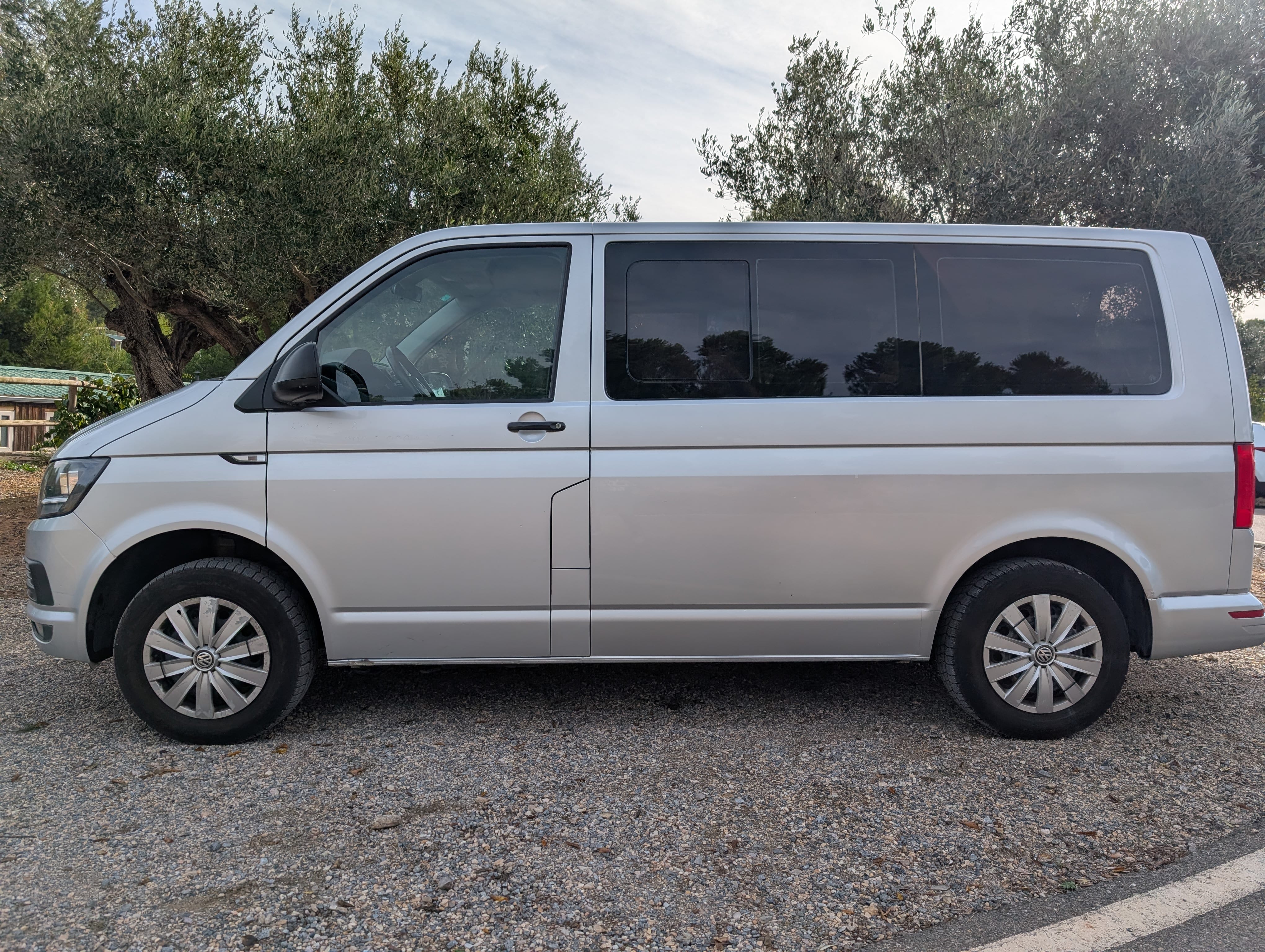 Volkswagen Caravelle con Aire acondicionado