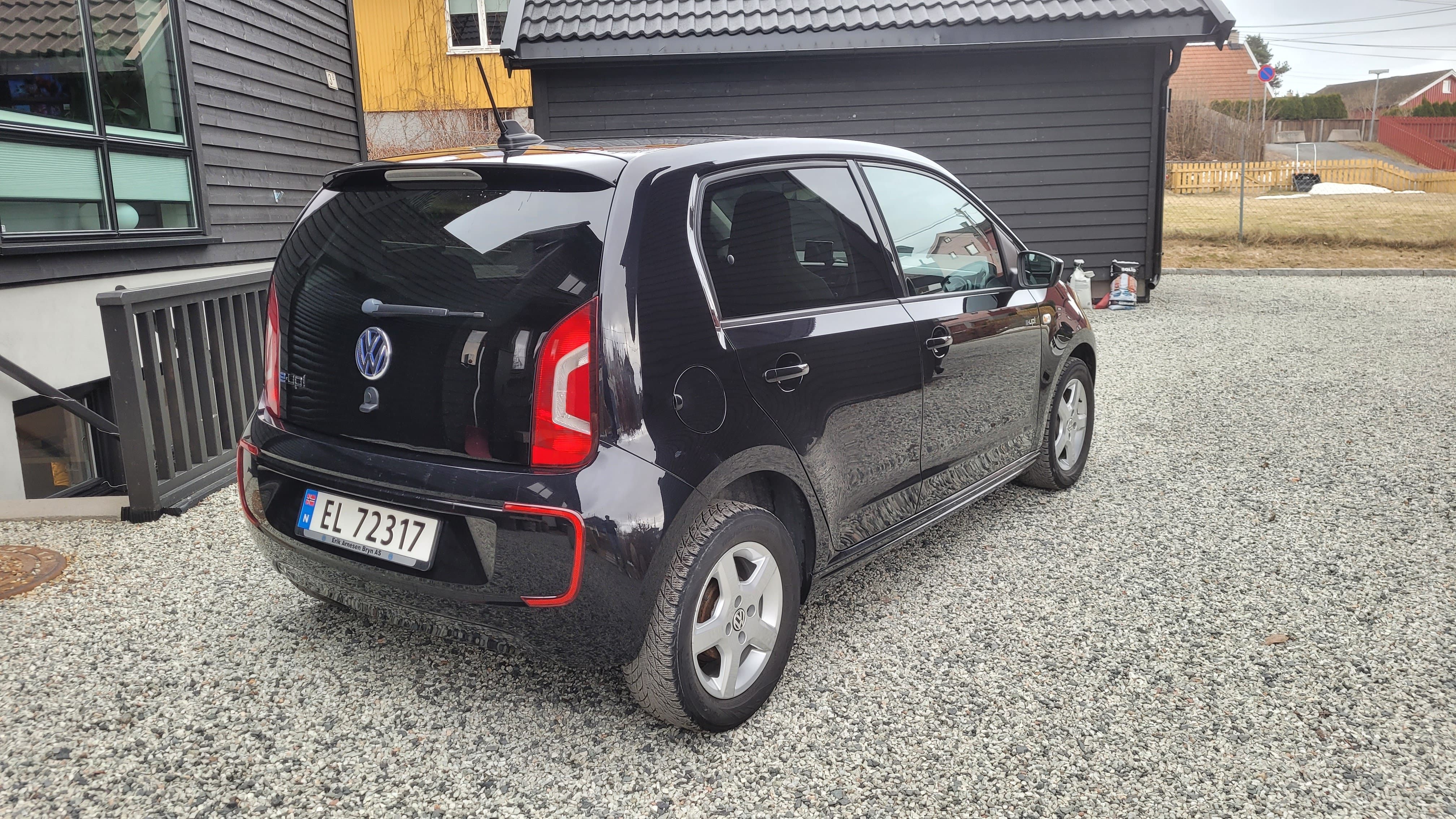 Volkswagen e-Up ! med GPS