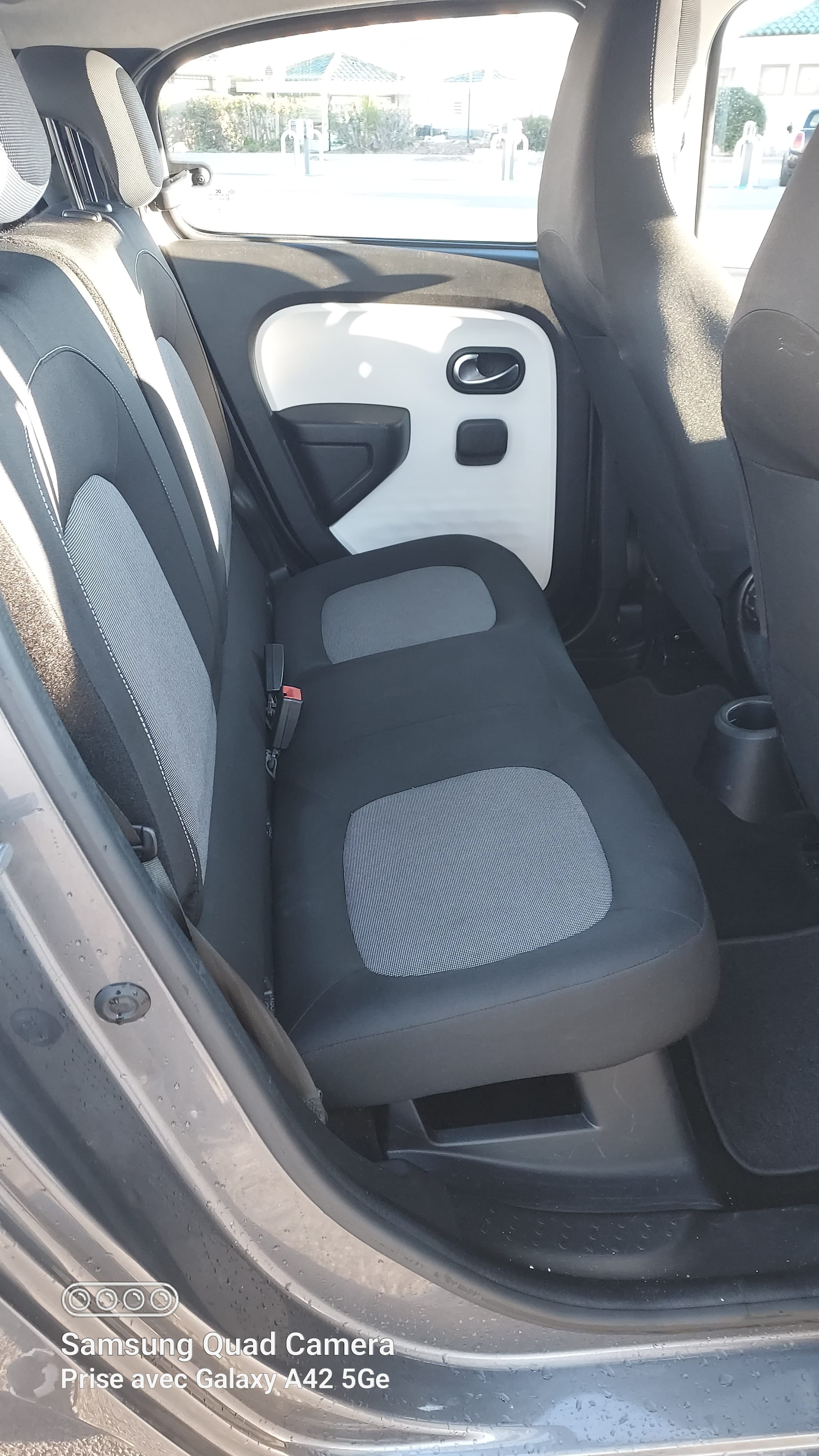 Renault Twingo III avec Chaines