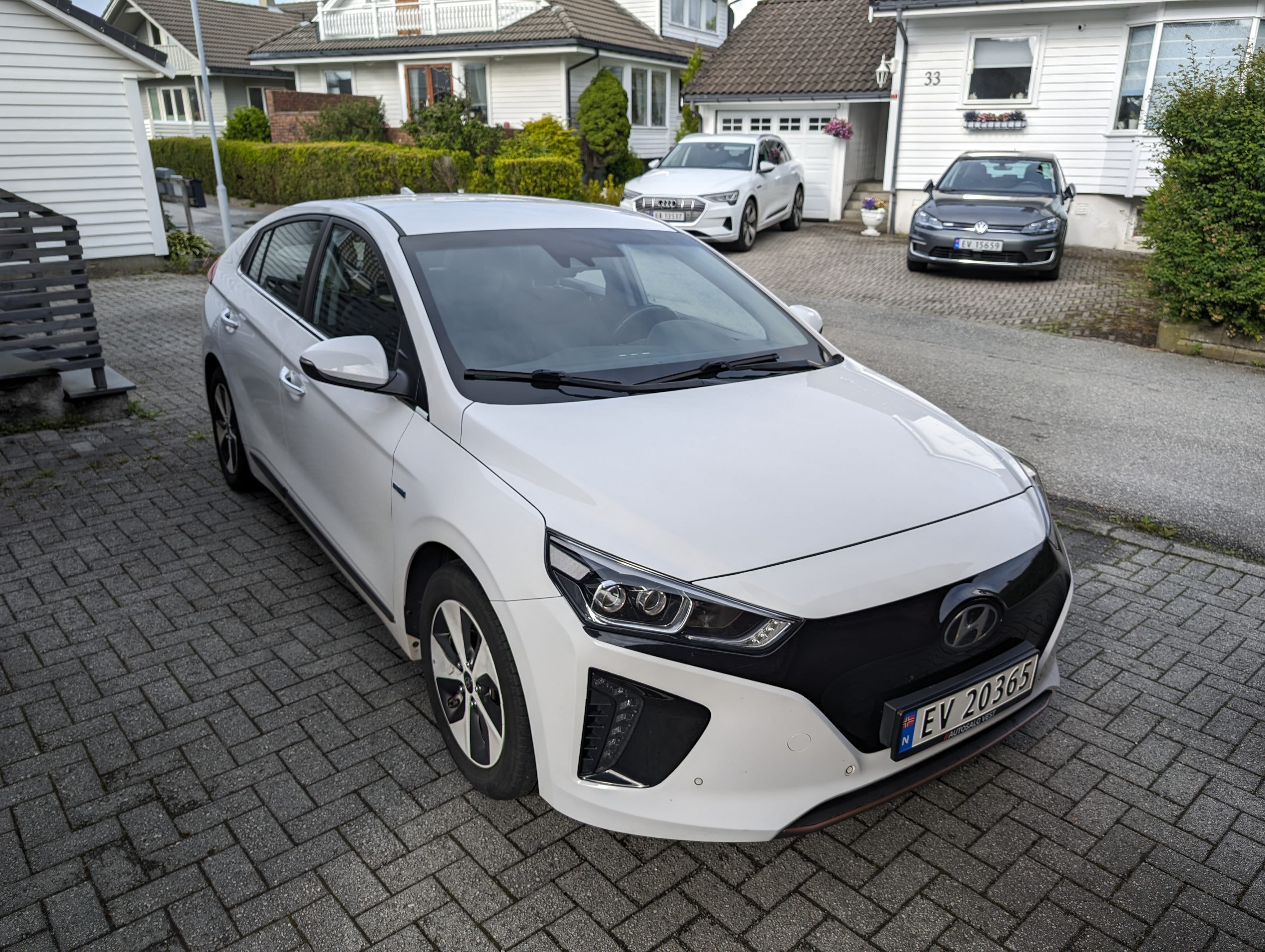 Hyundai Ioniq, 2018, Elektrisk, automatisk