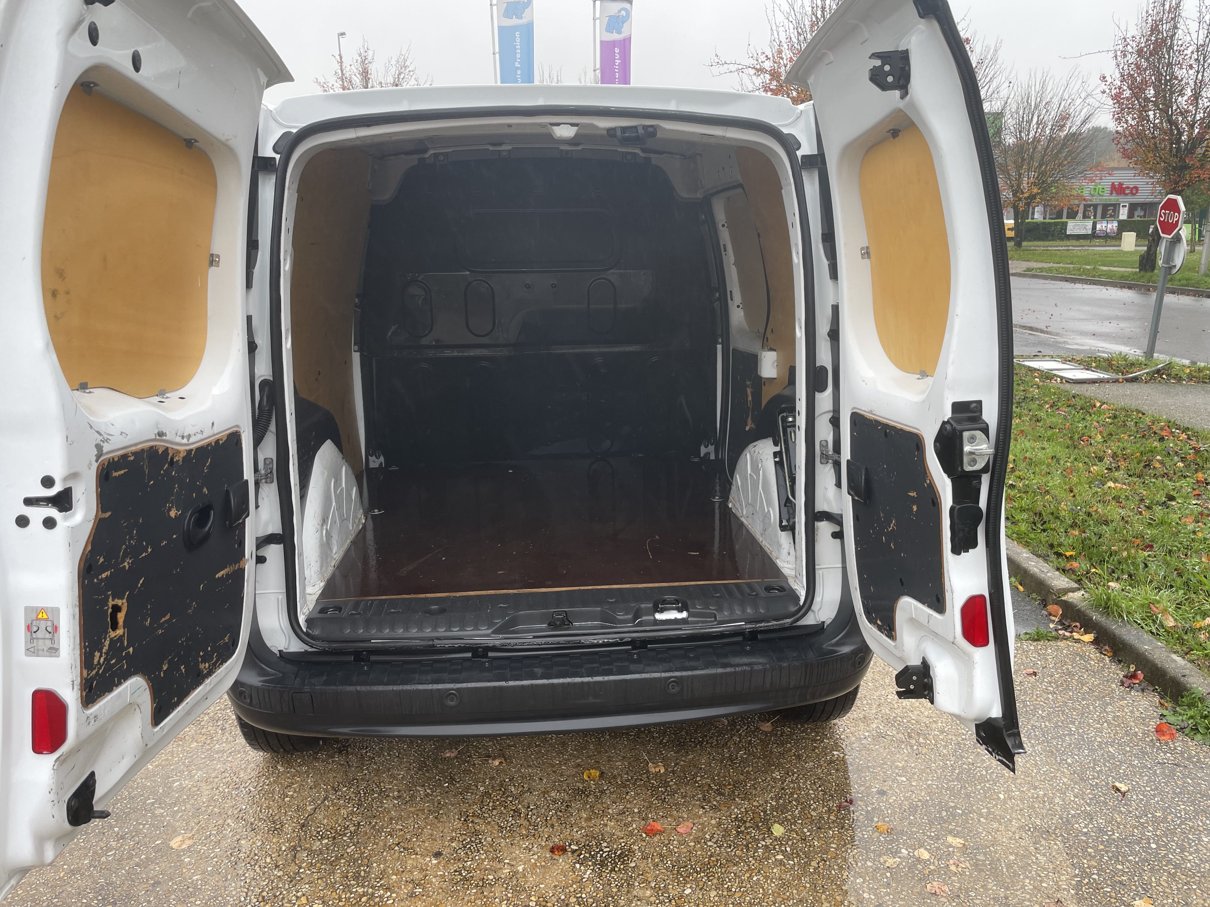Renault Kangoo Fourgon Dci avec Audio Bluetooth