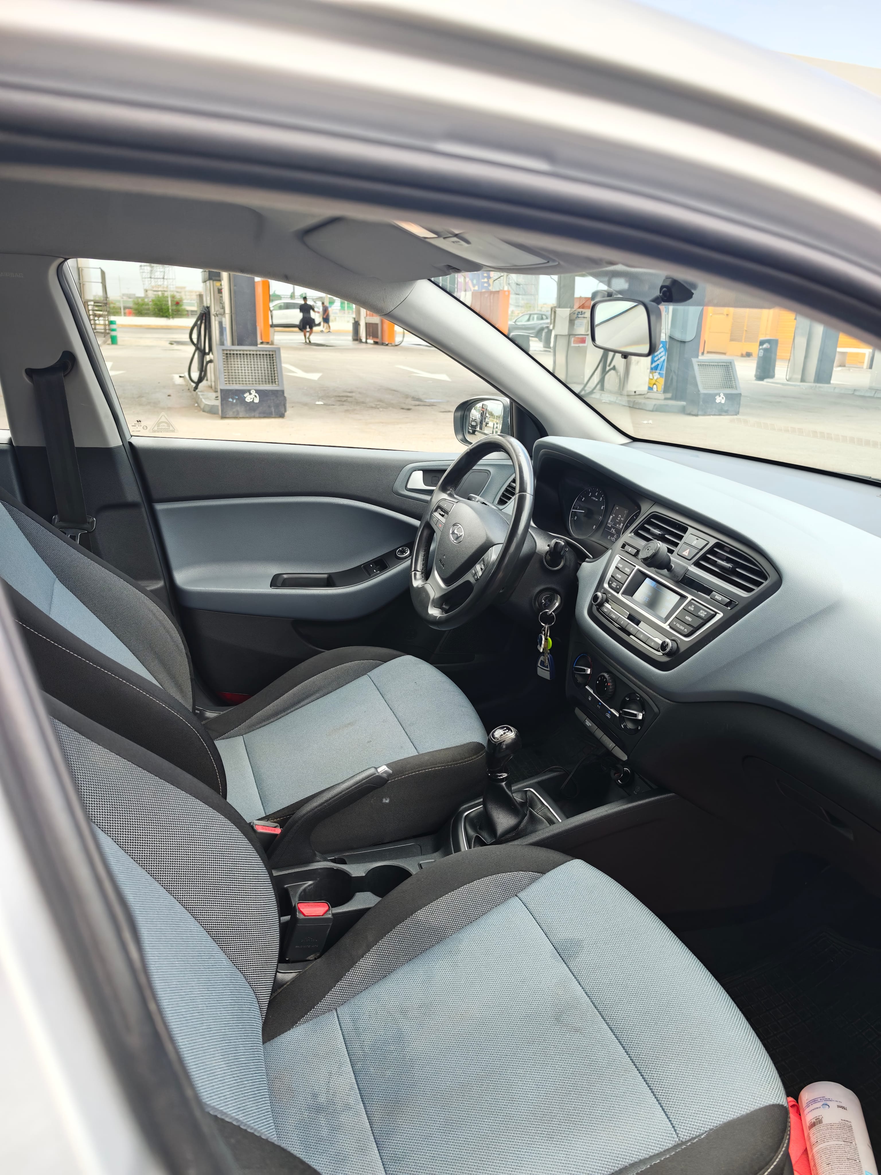 Hyundai i20 mit USB-Ladeanschlüsse