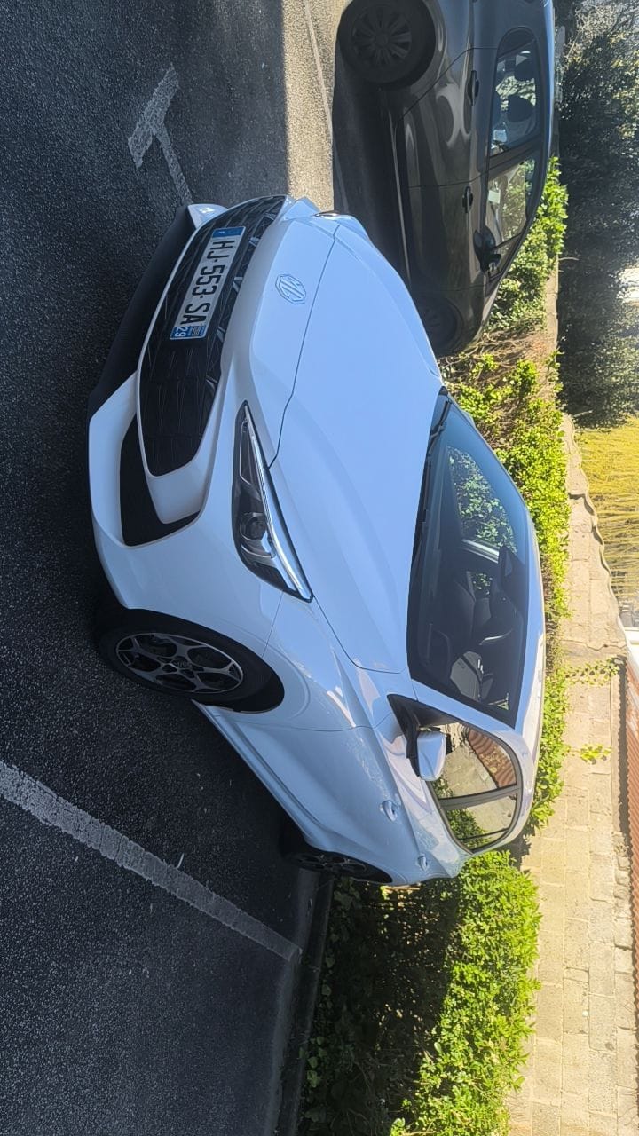 MG MG3, 2026, Essence 95 / Électrique (hybride), automatique