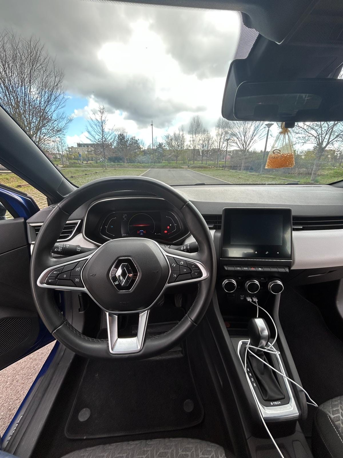 Renault Clio E-tech avec Régulateur de vitesse