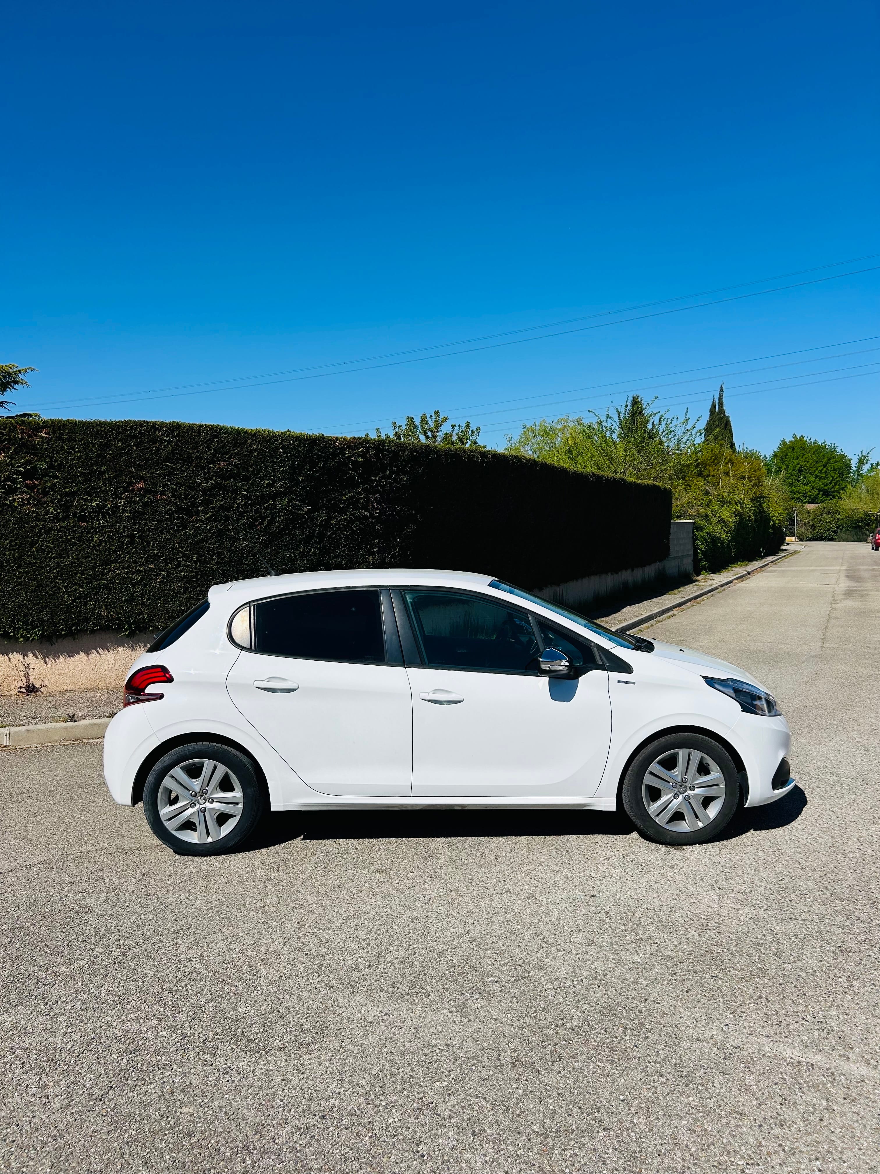 Peugeot 208 avec Climatisation