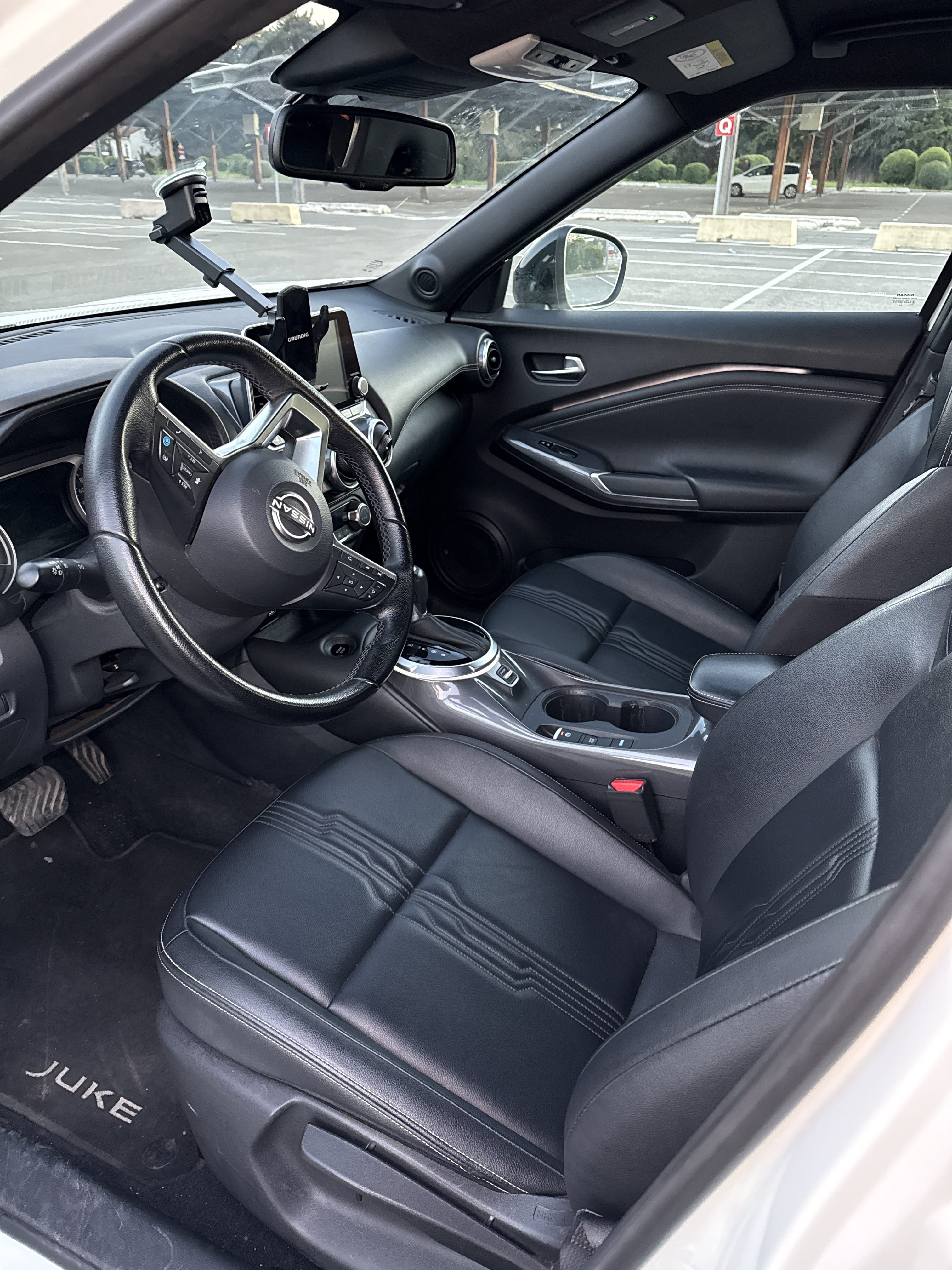 Nissan Juke N-Connecta Hybride avec Apple CarPlay