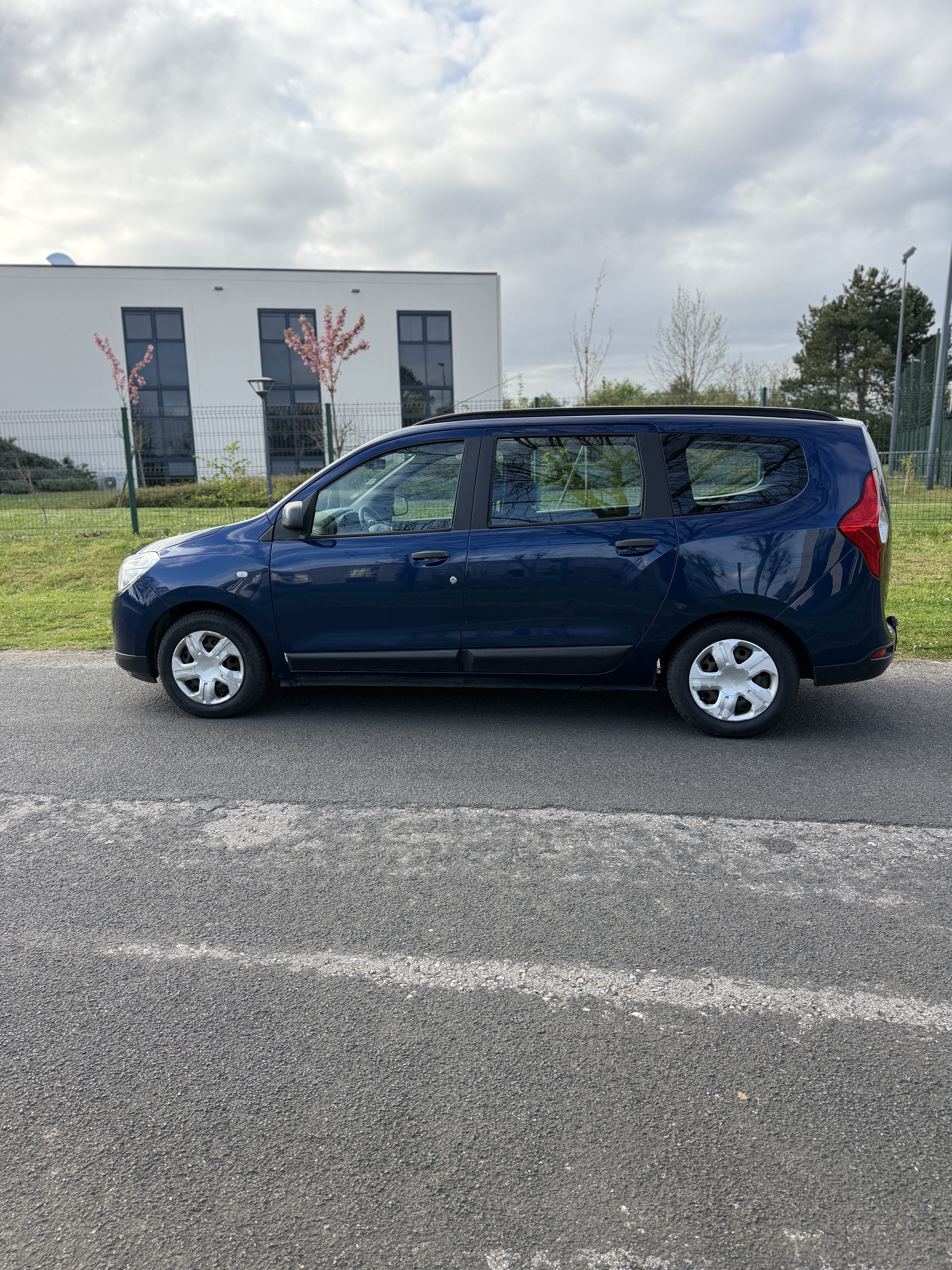 Dacia Lodgy avec Climatisation