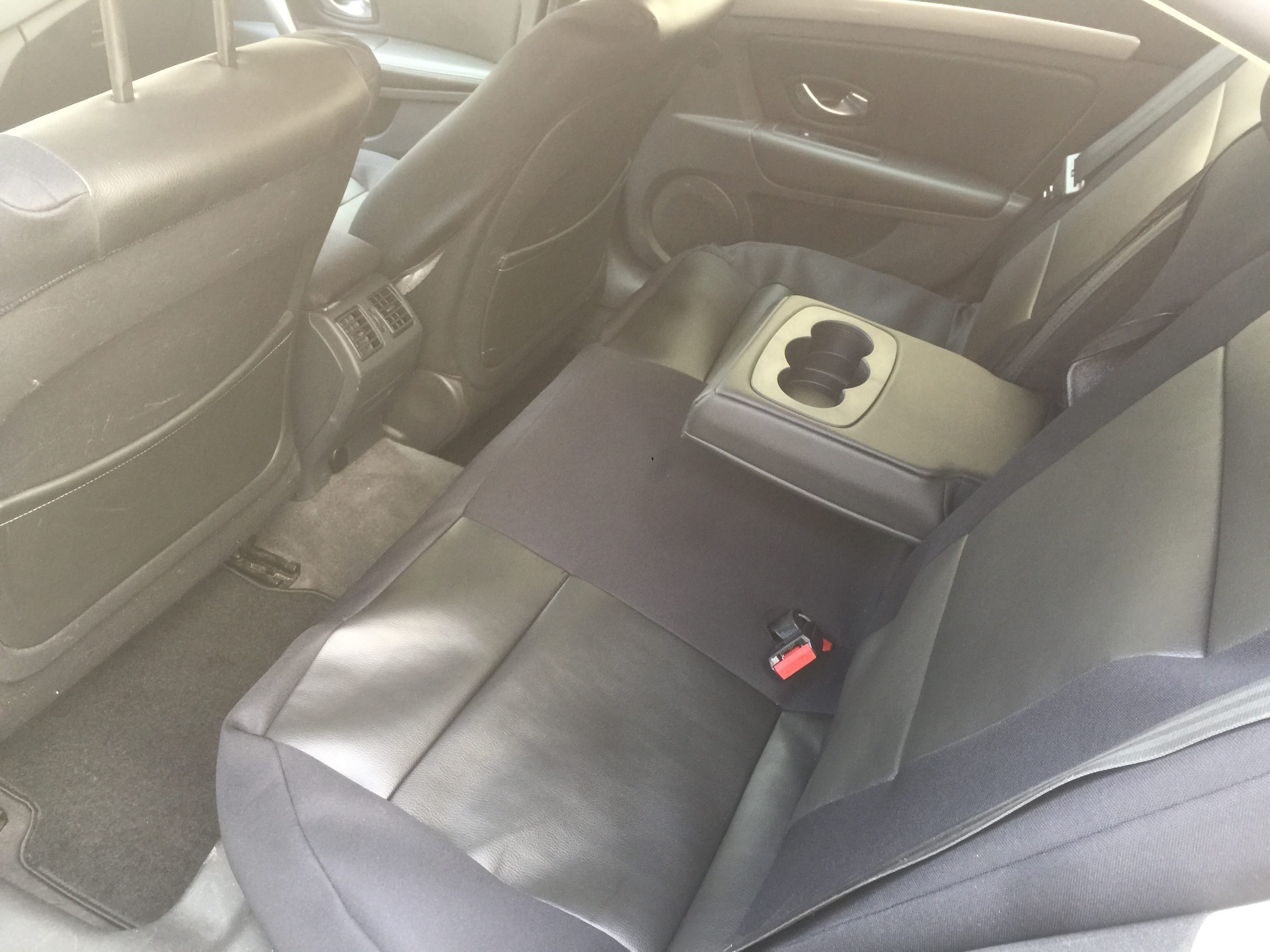 Renault Laguna 1.5 dci 110ch eco2 avec Entrée audio / iPod