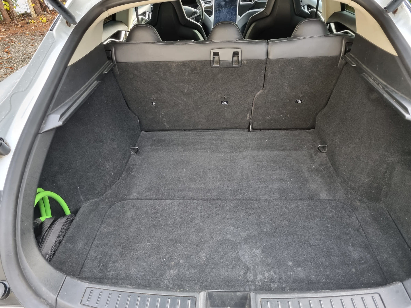 Tesla Model S med Bluetooth audio