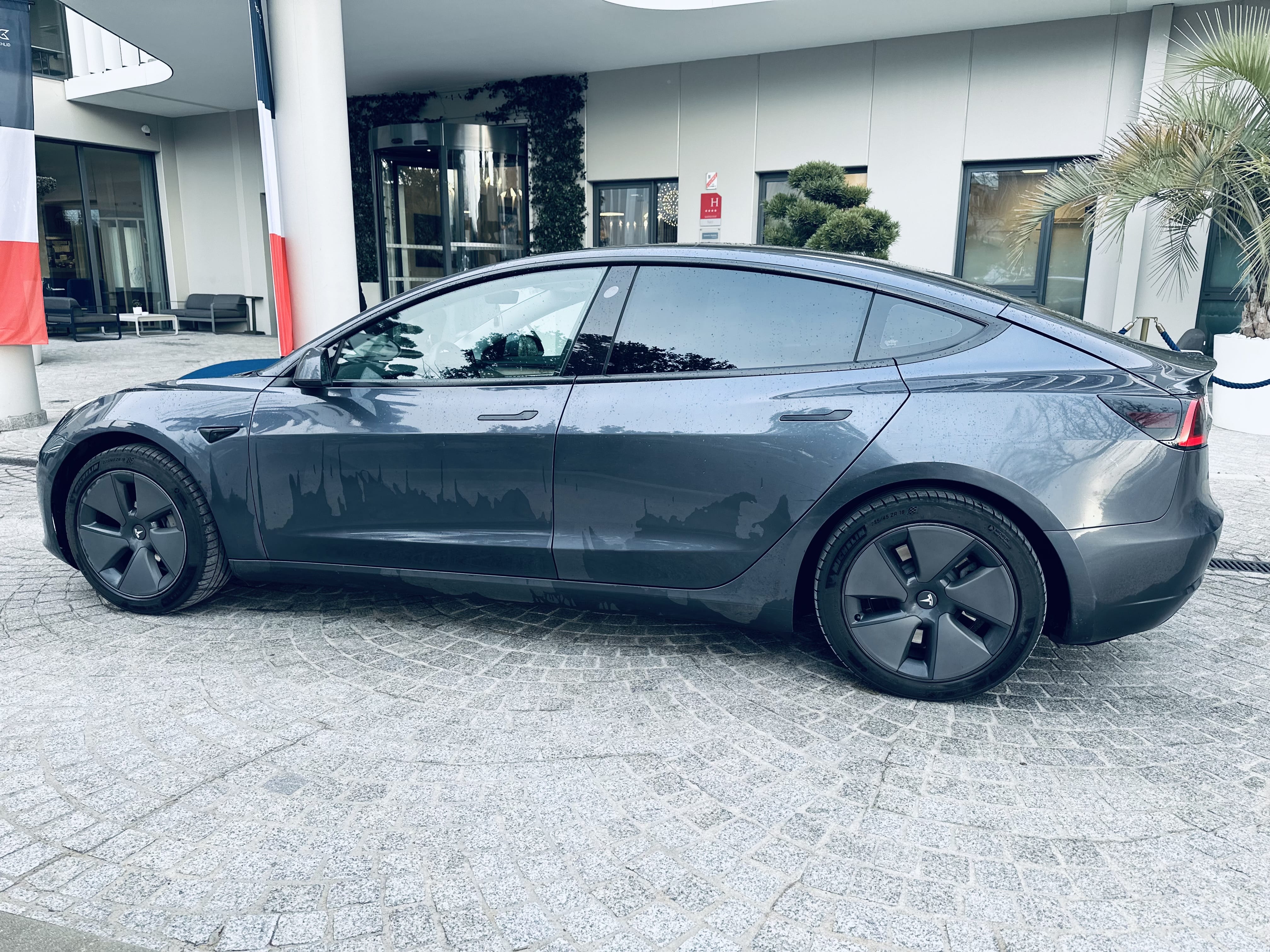 Tesla Model 3 avec Climatisation