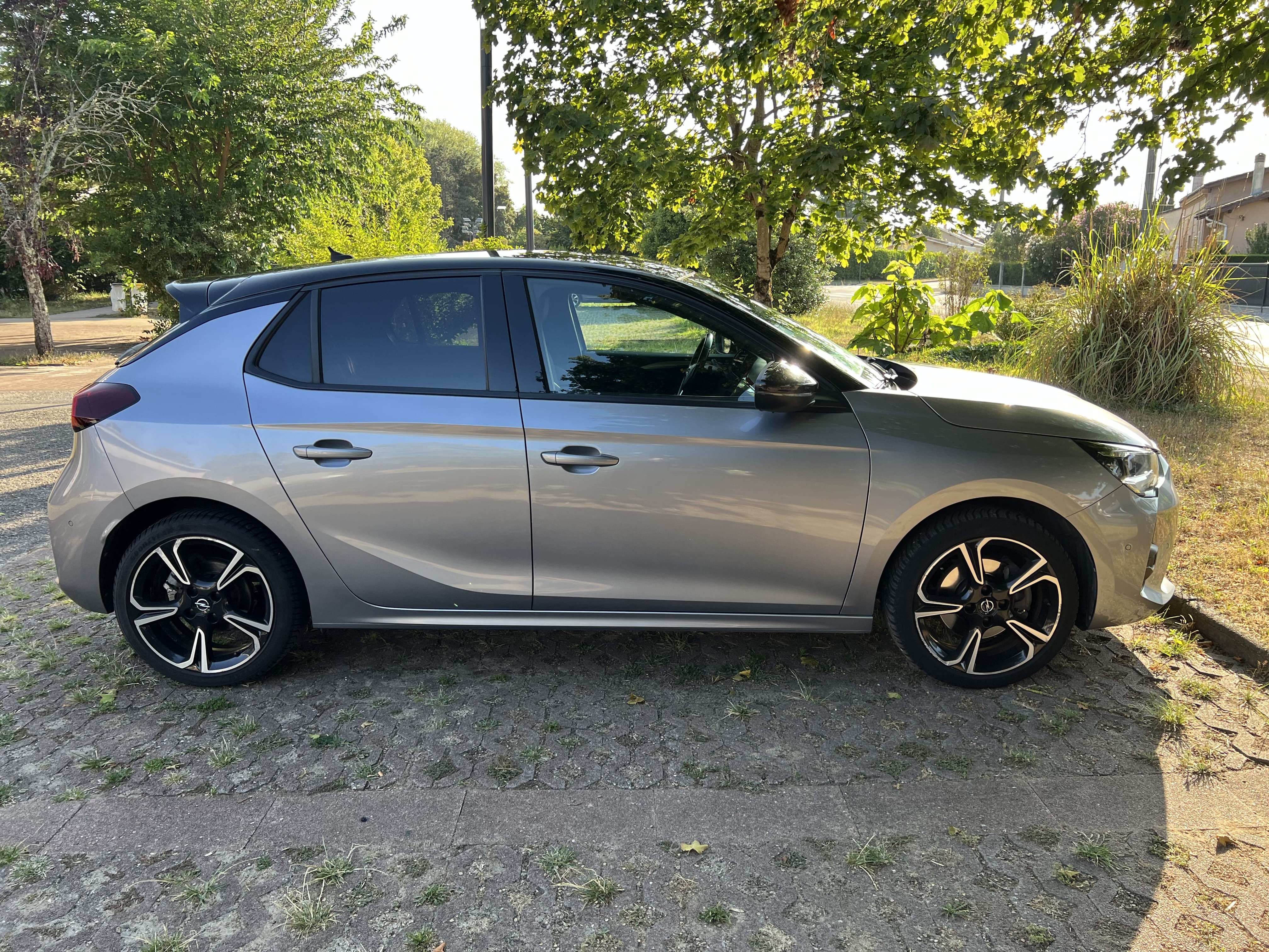 Opel Corsa avec Climatisation
