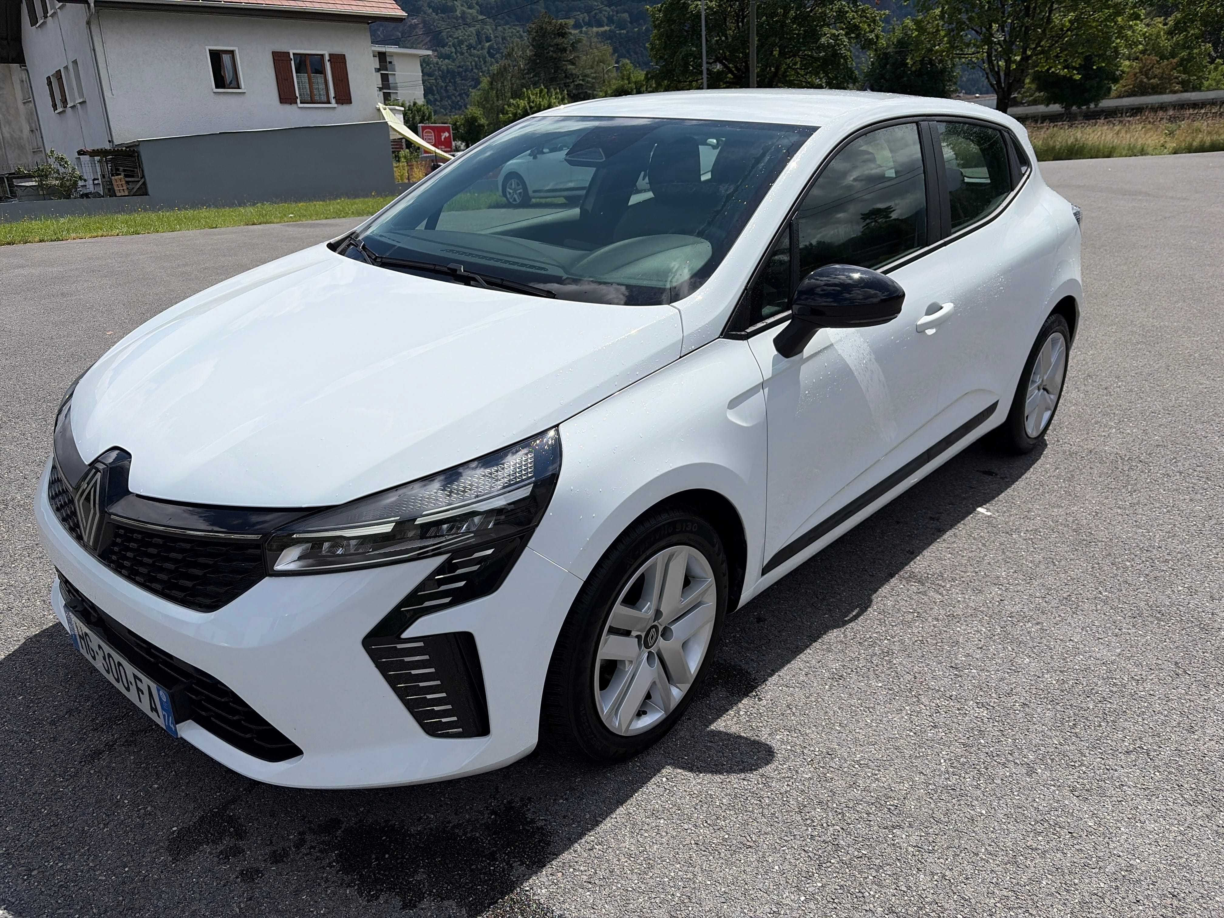 Renault Clio, 2025, Essence 95