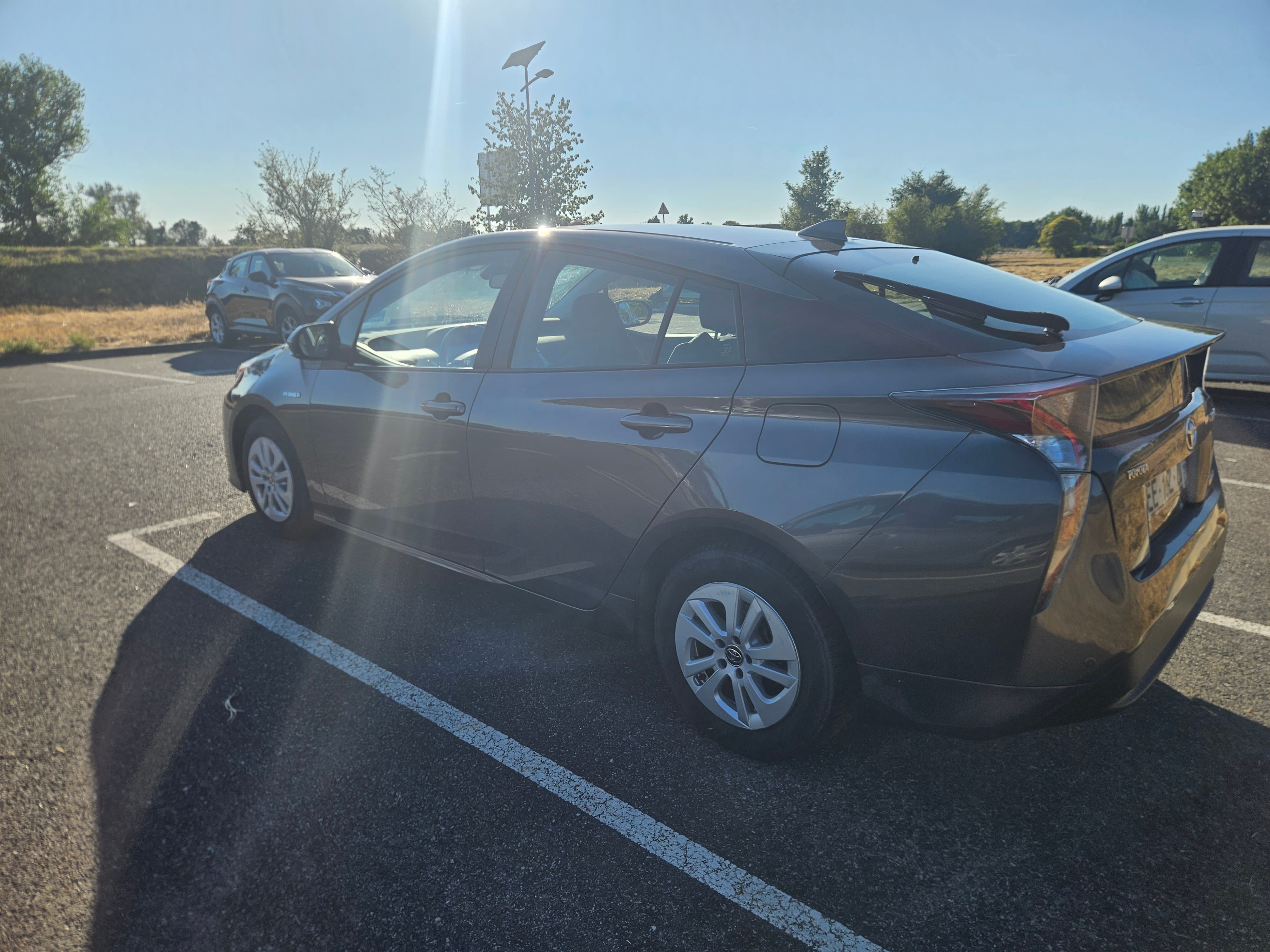 Toyota Prius Hybride boite auto avec Climatisation