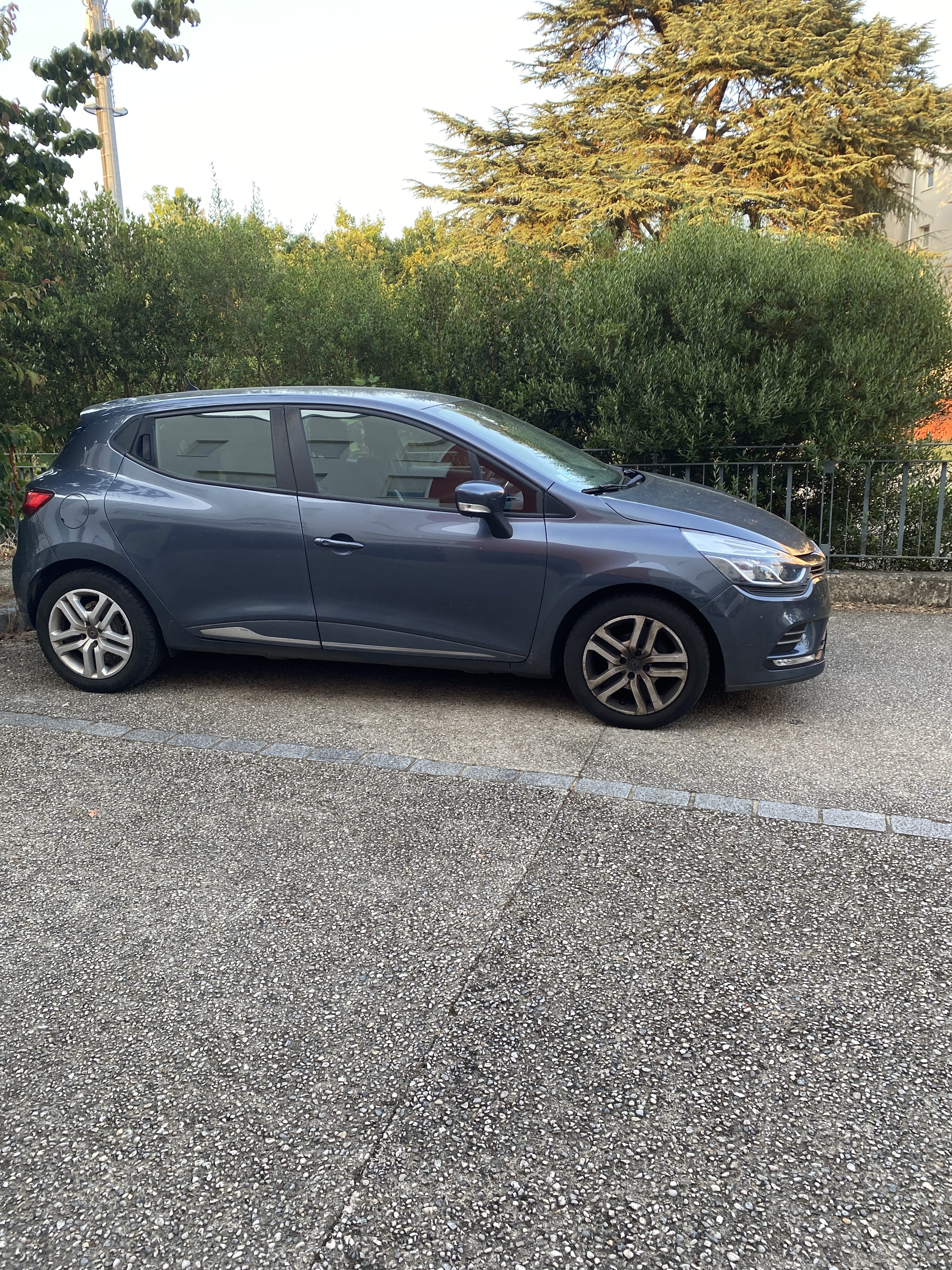 Renault Clio with Air conditioning