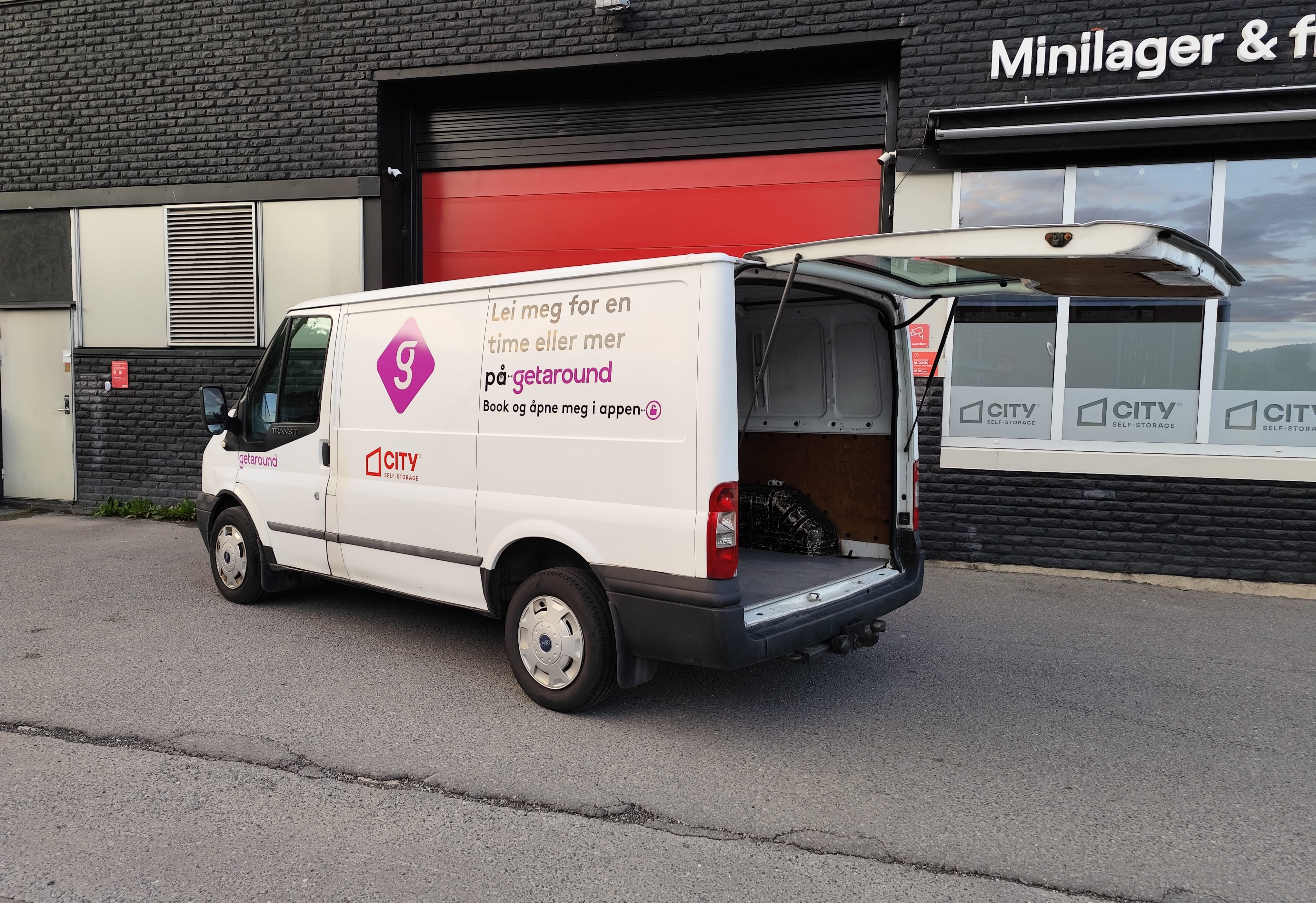 Ford Transit Varebil med Aircondition