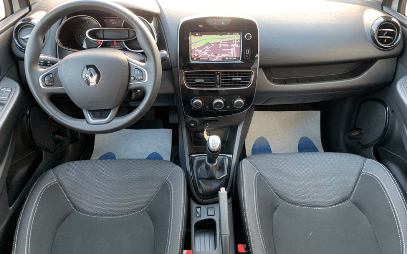 Renault Clio #548 - Y008 avec Régulateur de vitesse