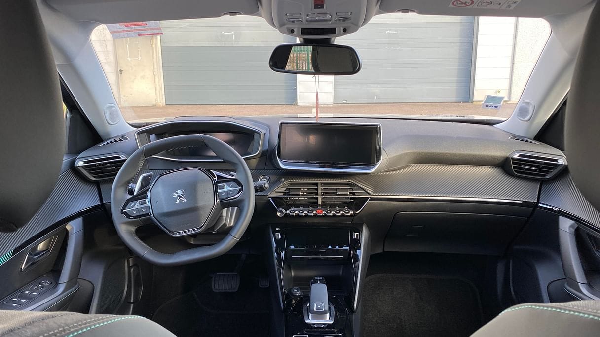 Peugeot 2008 avec GPS