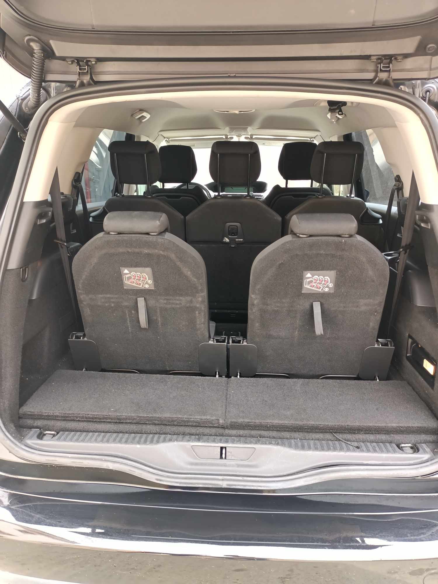 Citroen C4 Grand Picasso SPACIEUX ET TRÈS ÉCONOMIQUE con Audio Bluetooth