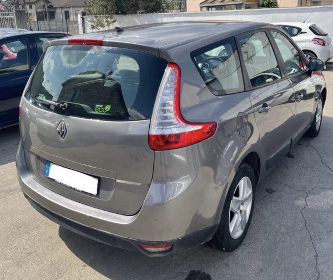 Renault Grand Scenic 7PL DCI 130 avec Régulateur de vitesse