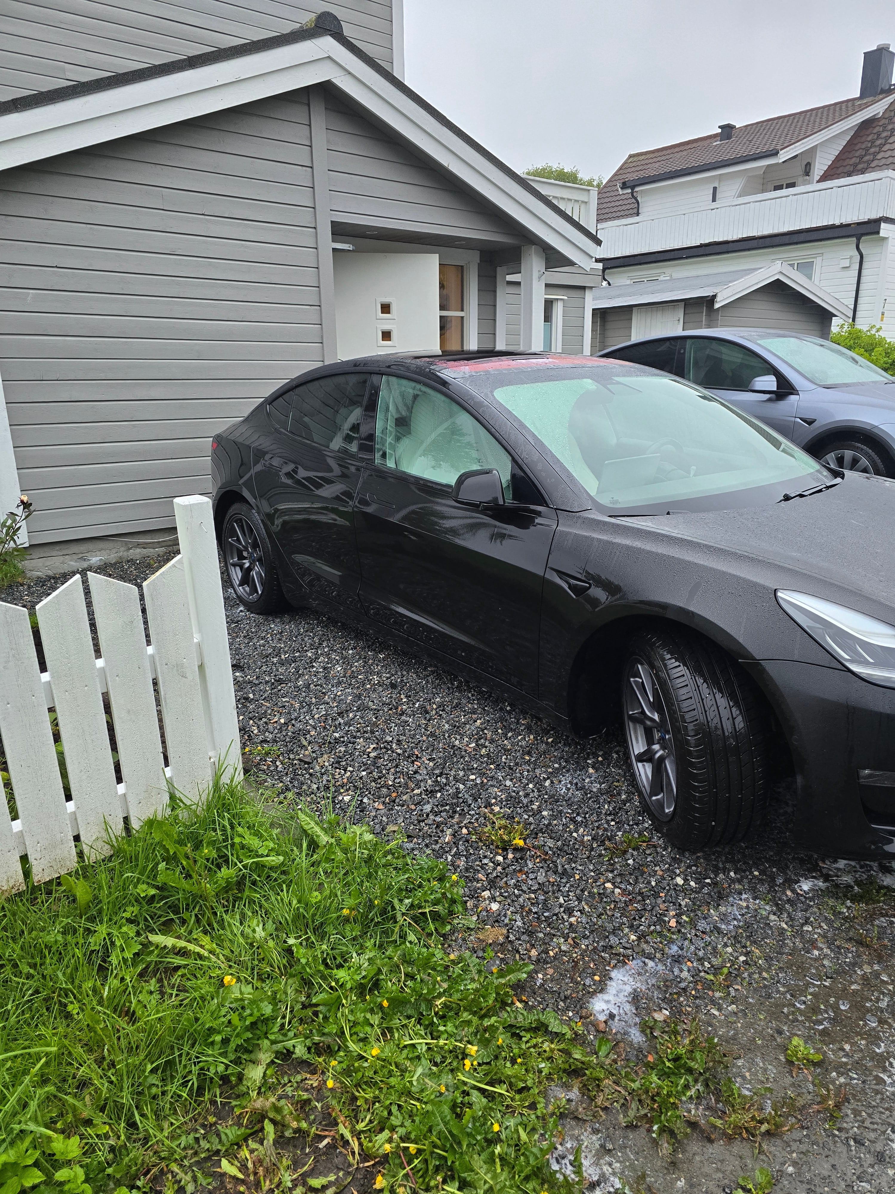 Tesla Model 3 Long Range med Babysete
