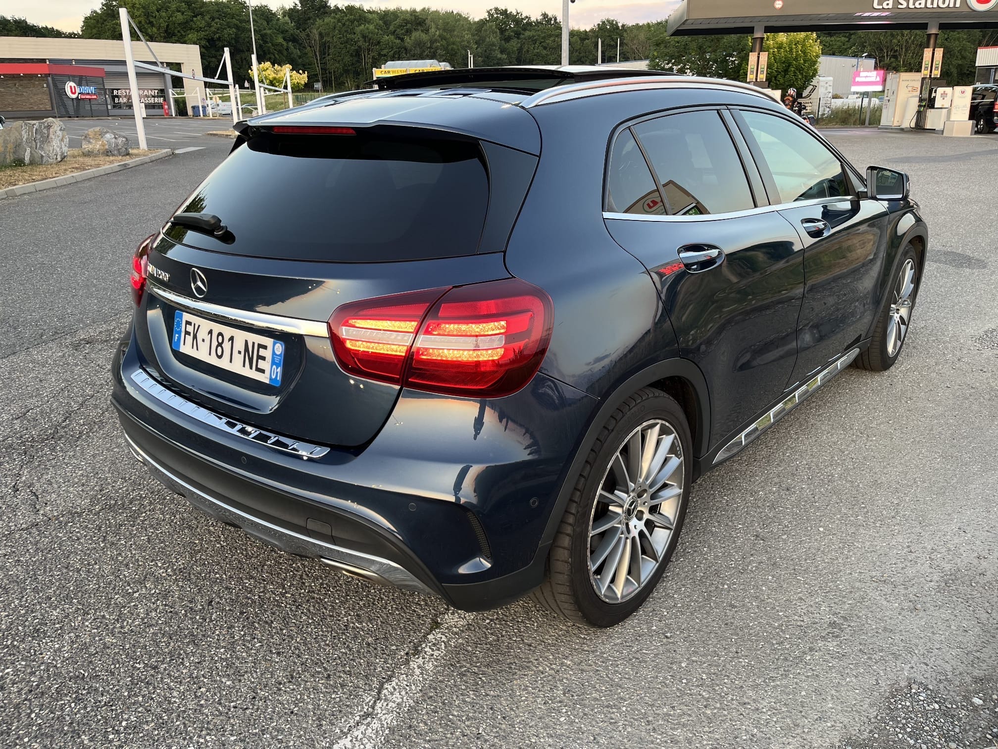 Mercedes-Benz GLA 200 avec Caméra de recul