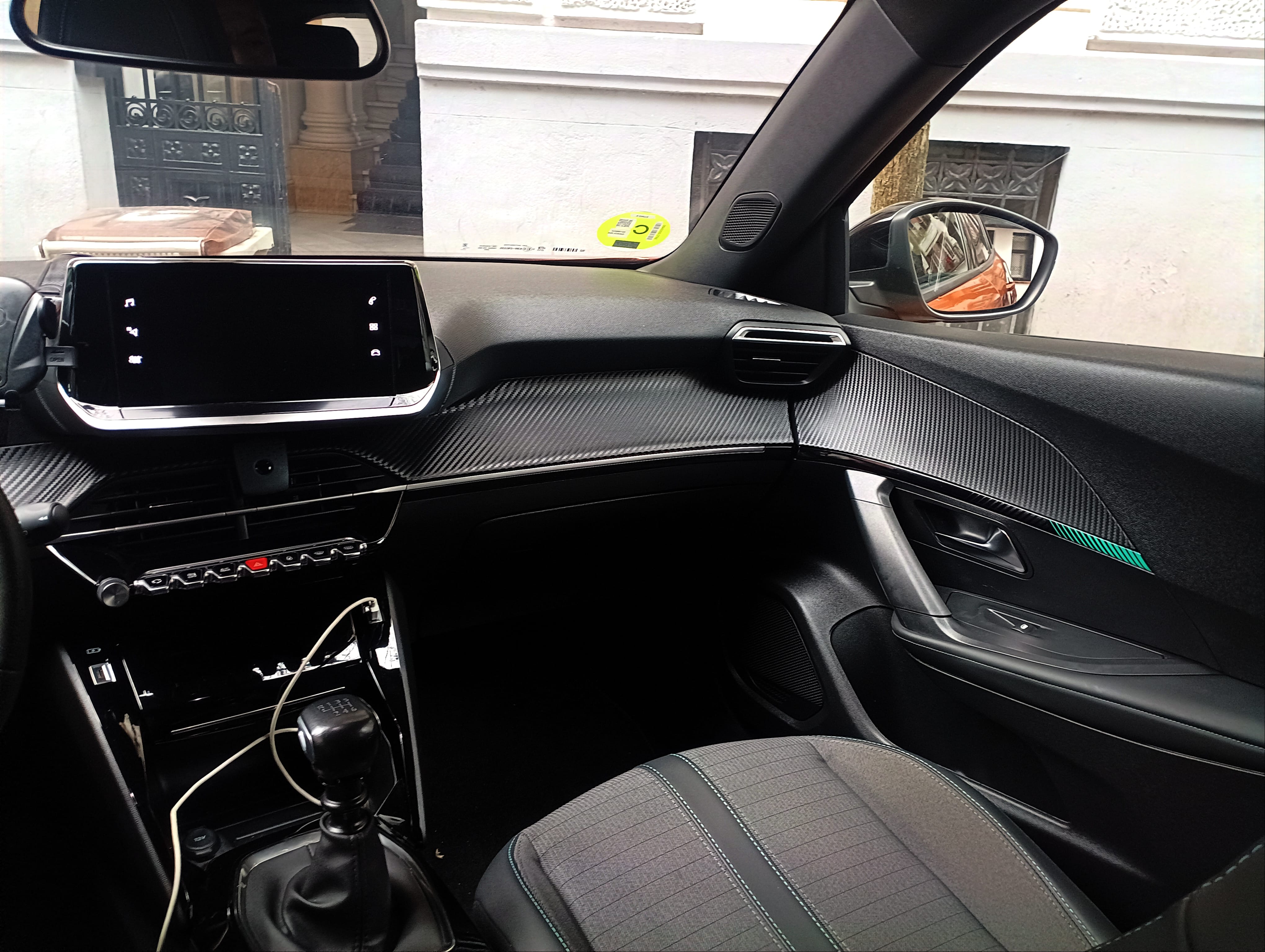 Peugeot 2008 1.2 allure con Silla infantil