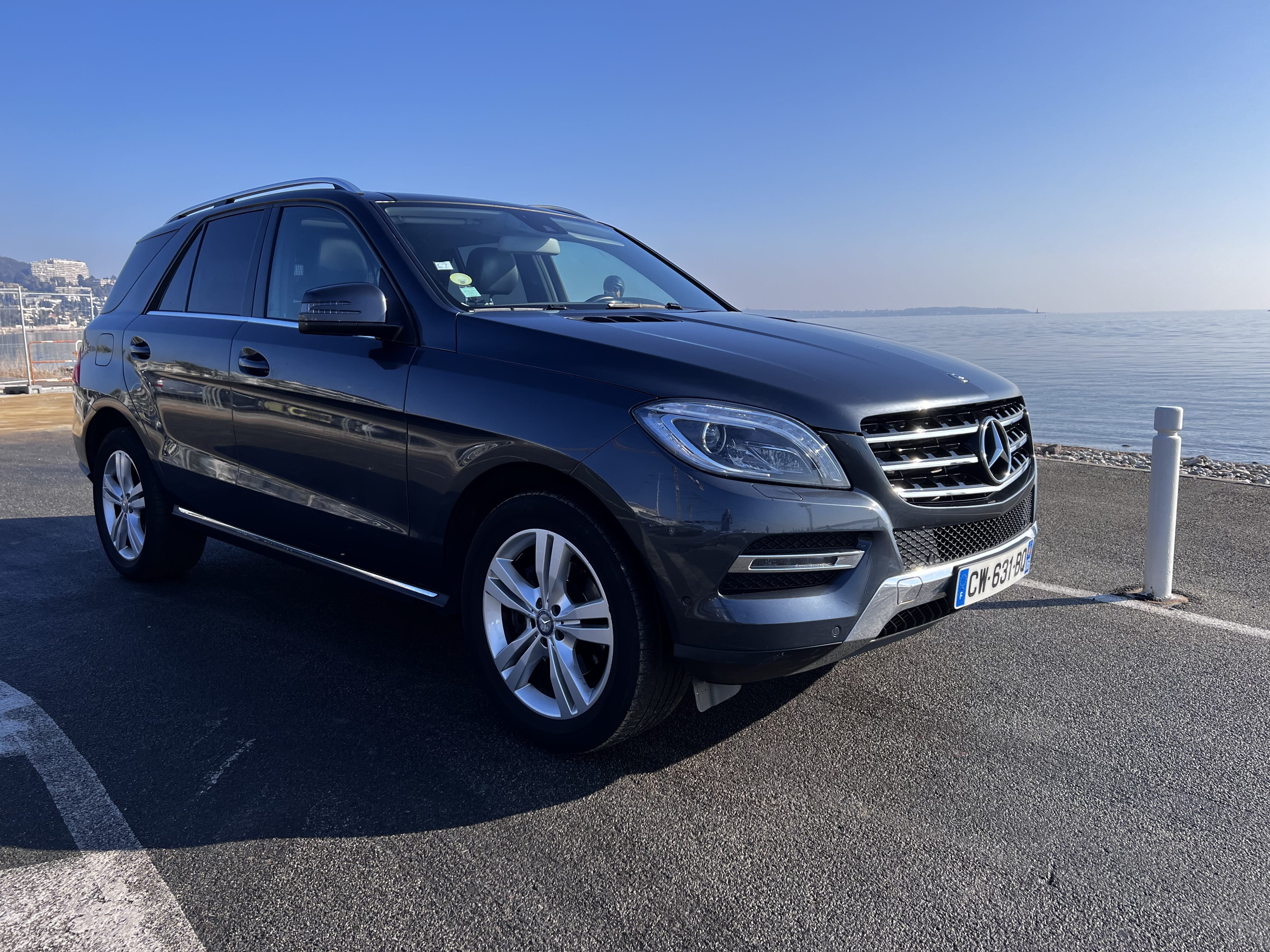 Mercedes Classe M 250 cdi avec Chaines