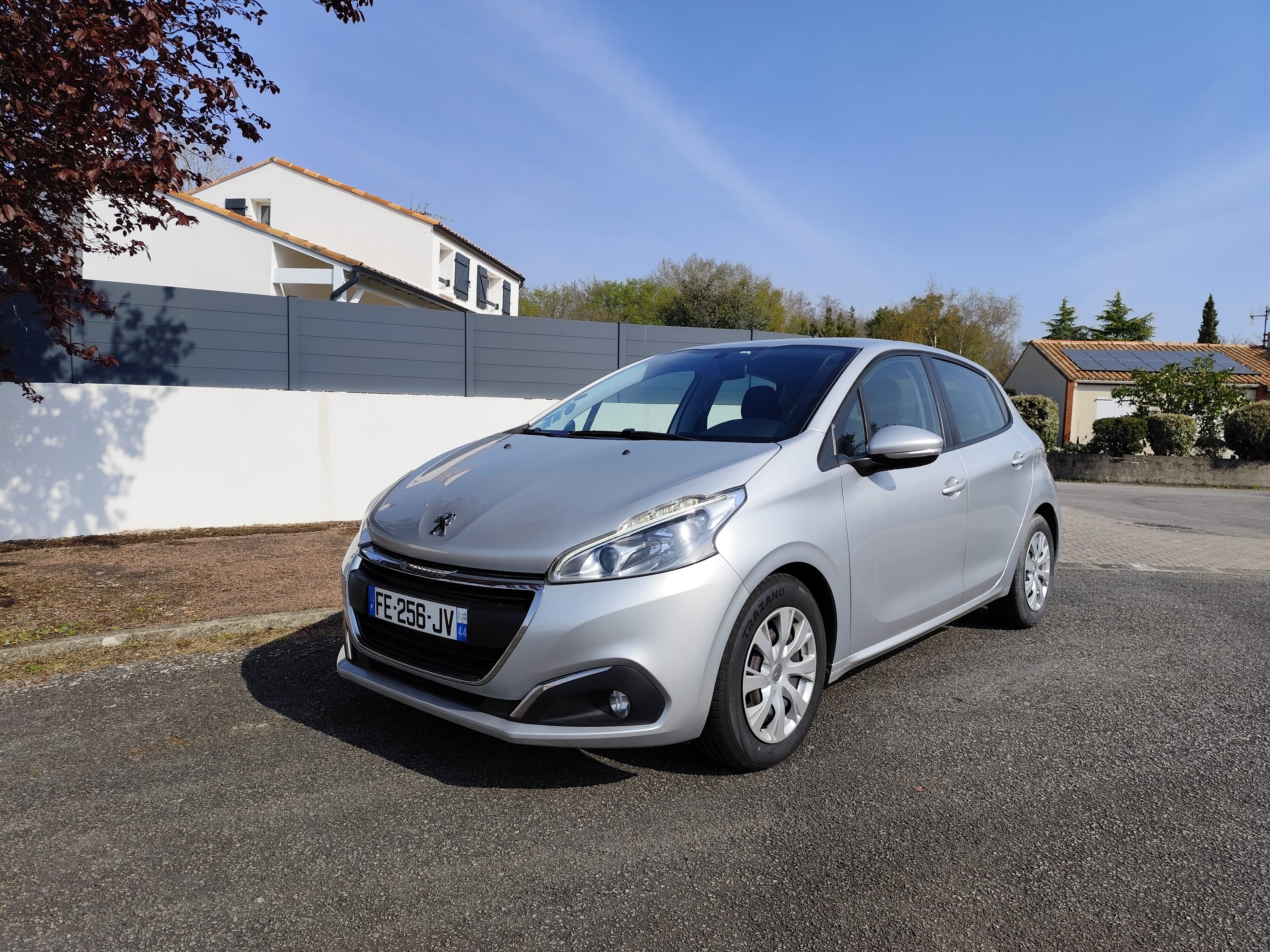 Peugeot 208, 2018, Essence 95